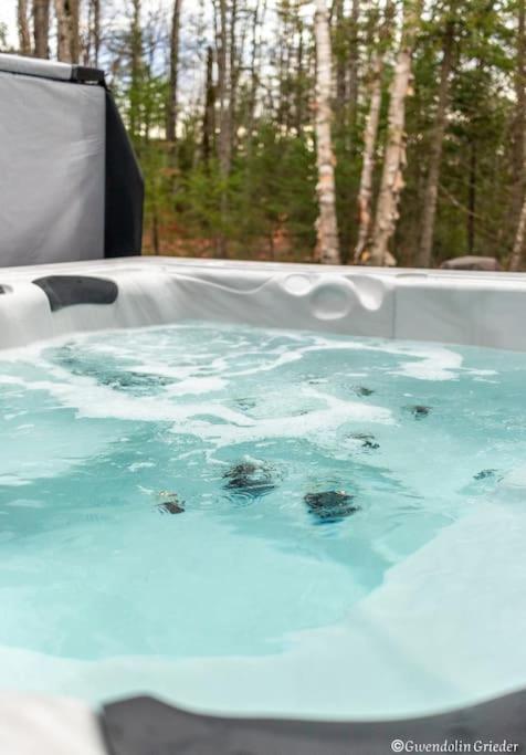 Private Spa, Hiking, Skiing, D-Tente, St-côme