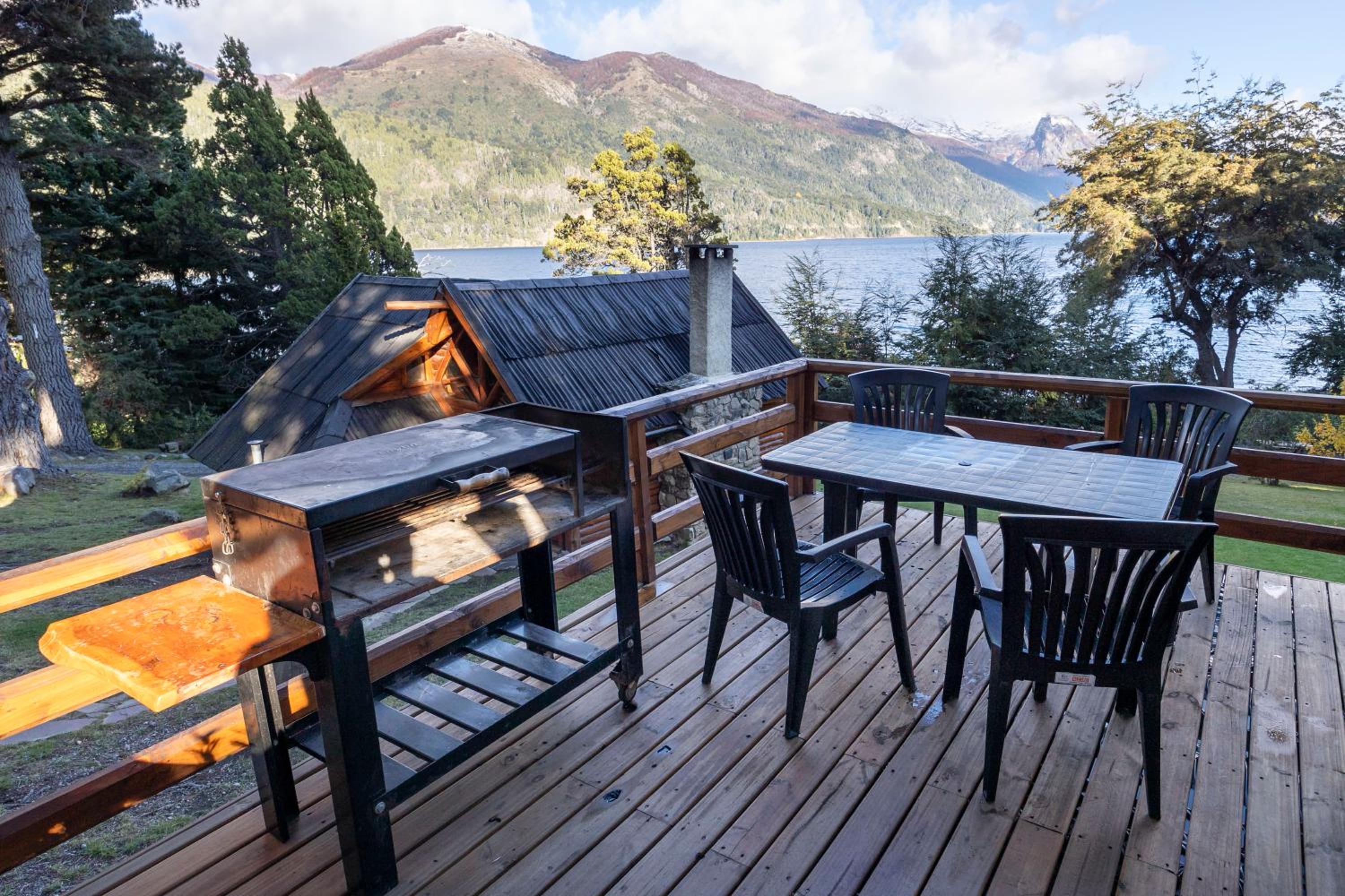 Cabañas Villa Labrador con costa de lago