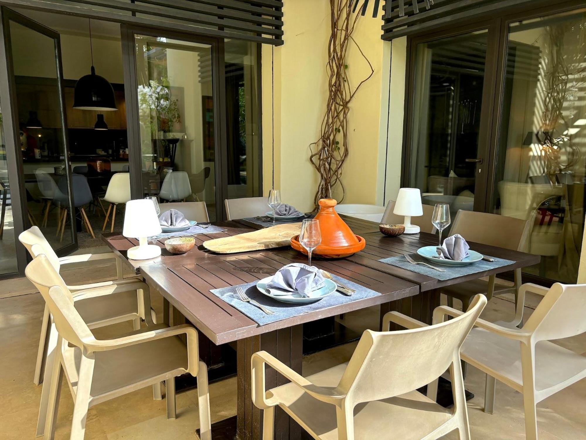 dining
