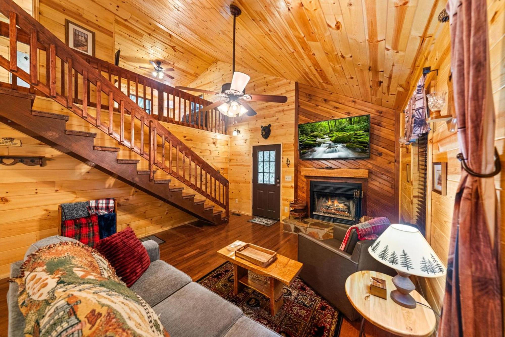 Dogwood Hideaway