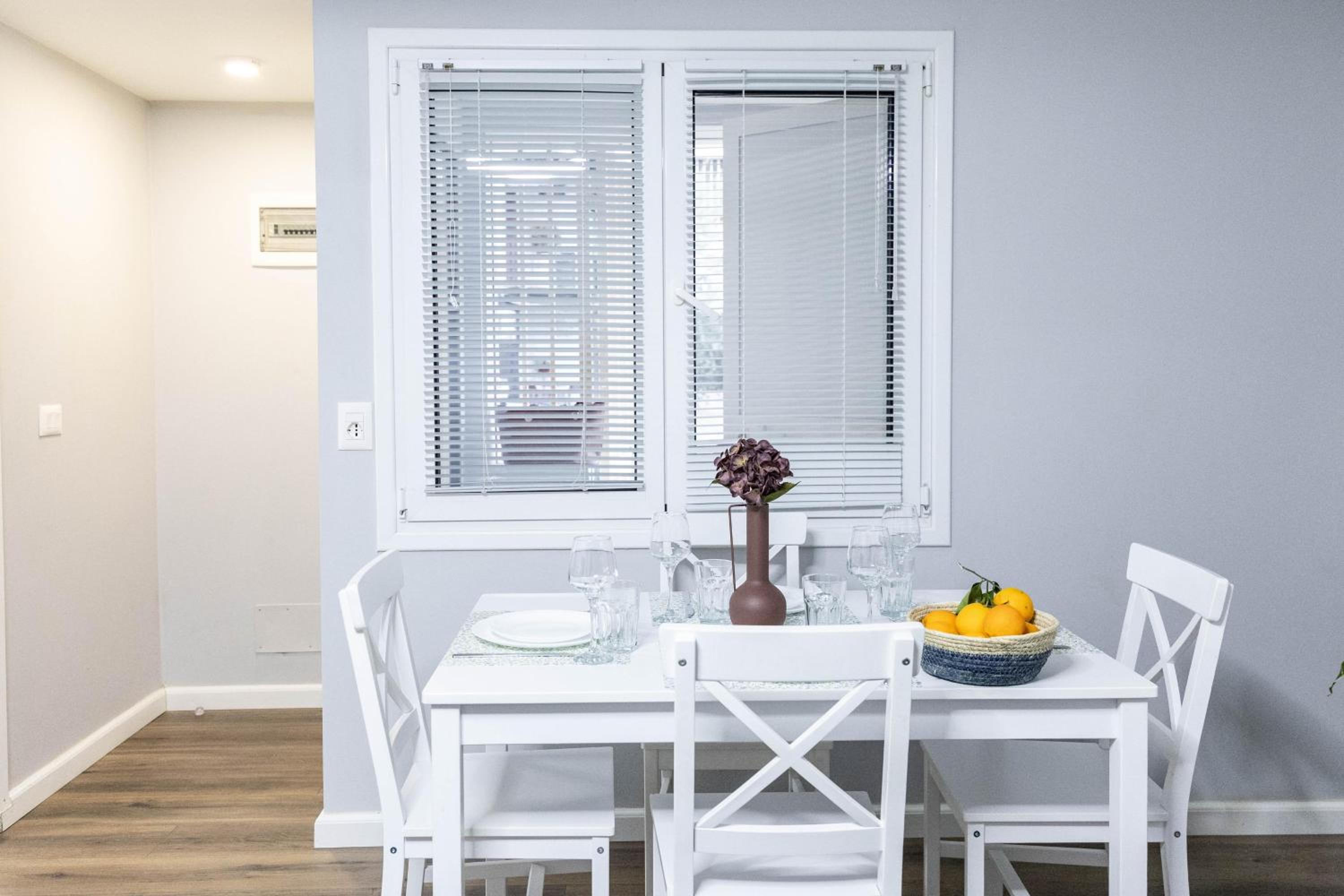 Eka Luxury Apartment
