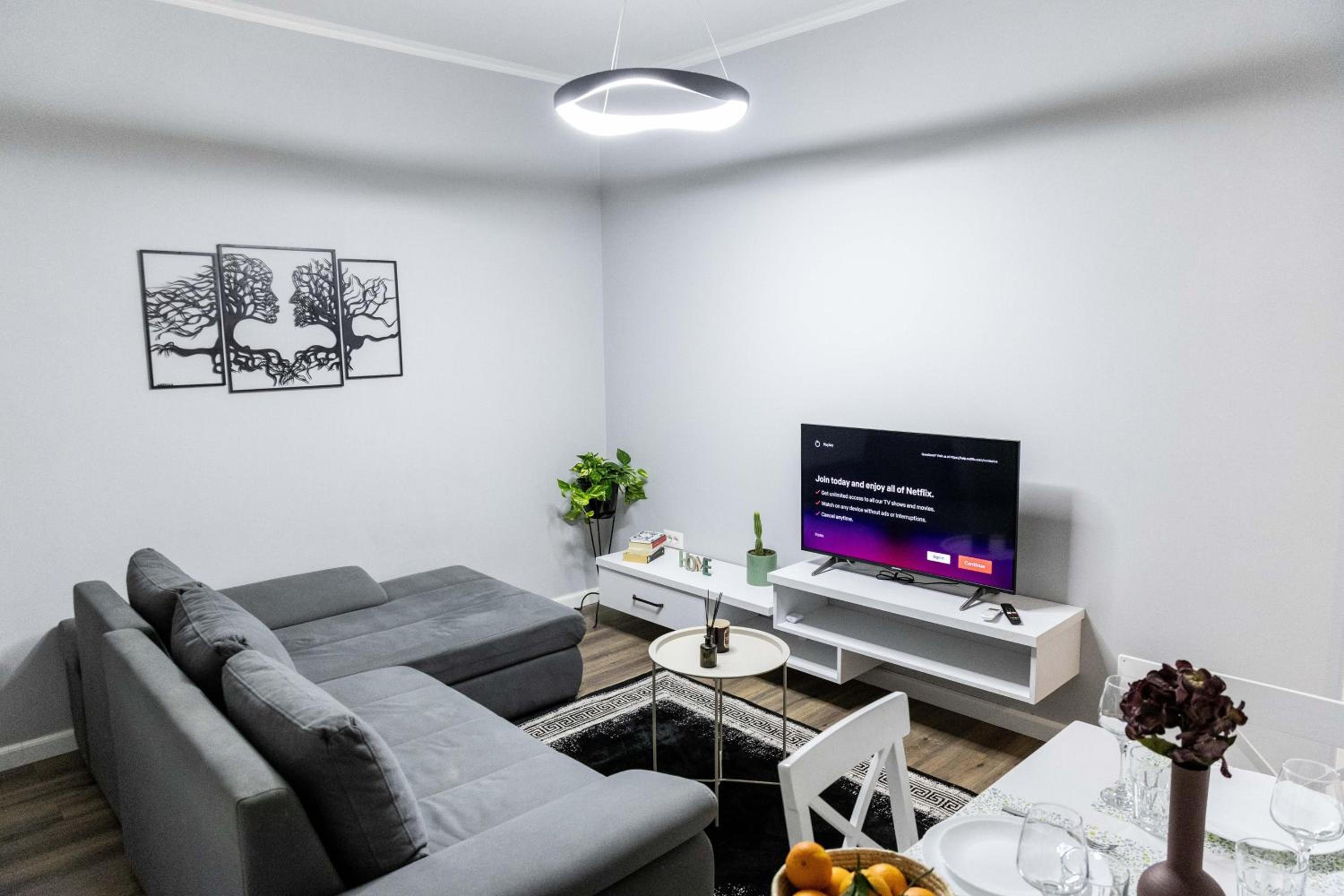 Eka Luxury Apartment