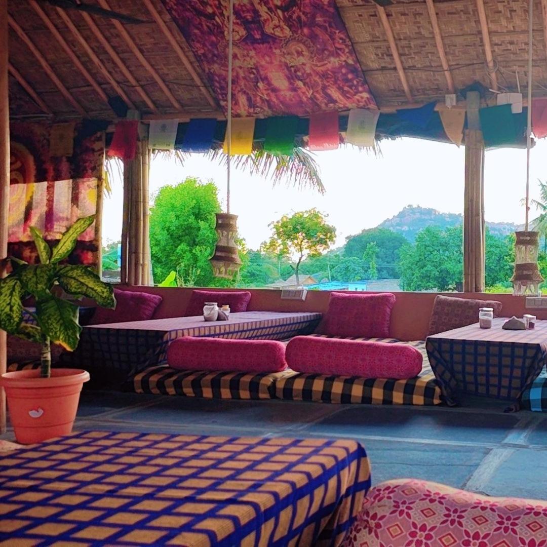 Om Shanti Om Home Stay & Cafe Hampi view 4