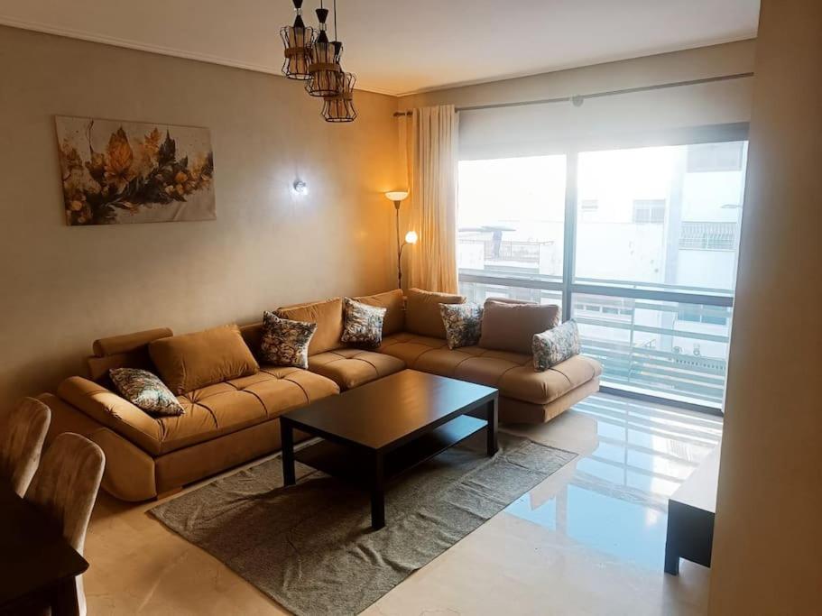 Elegant 2-Bedroom Apartment in Vibrant Maarif