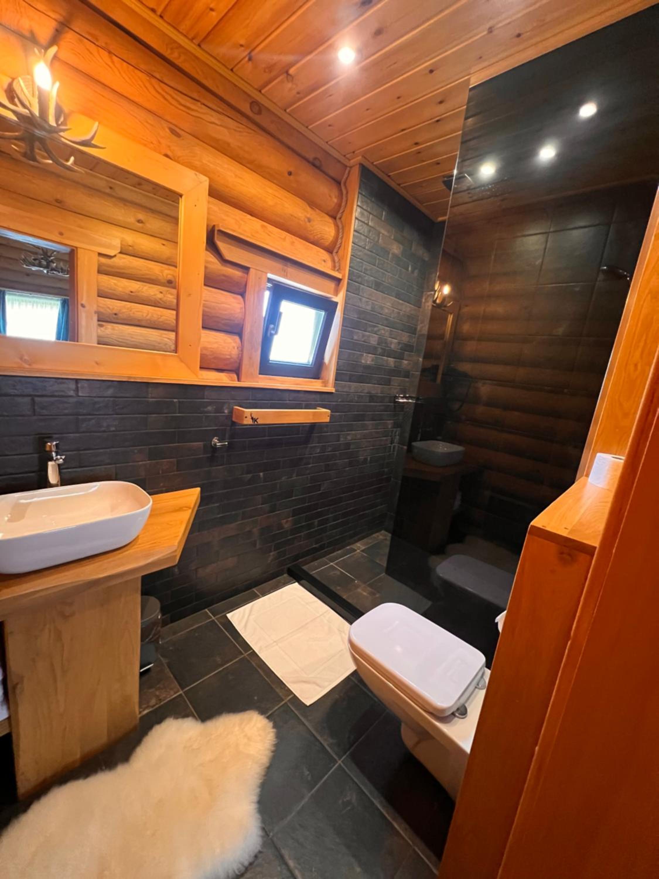Kare Luxury Chalets