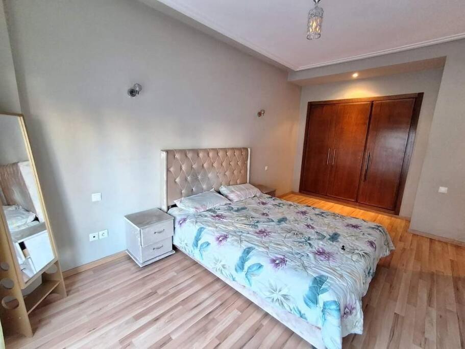 Elegant 2-Bedroom Apartment in Vibrant Maarif
