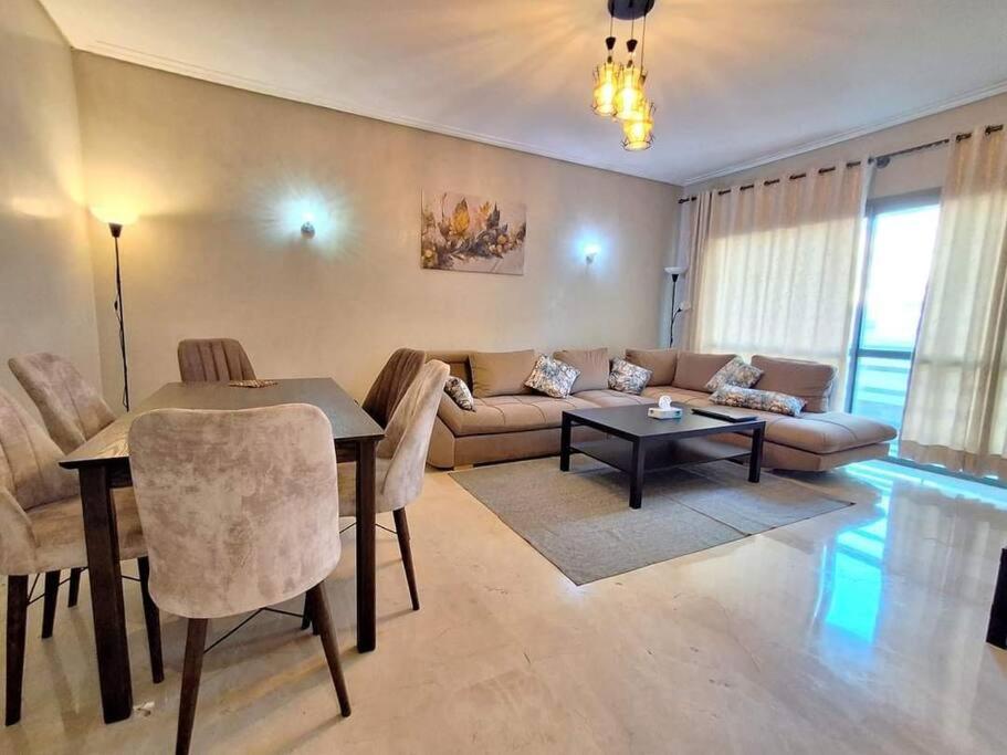 Elegant 2-Bedroom Apartment in Vibrant Maarif