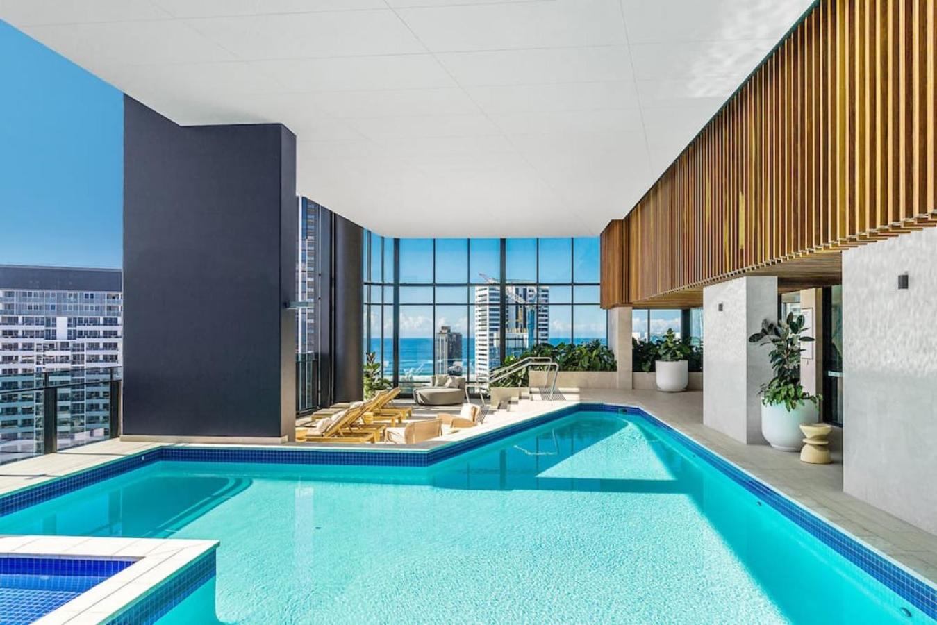 The Darling of Broadbeach - with spectacular views