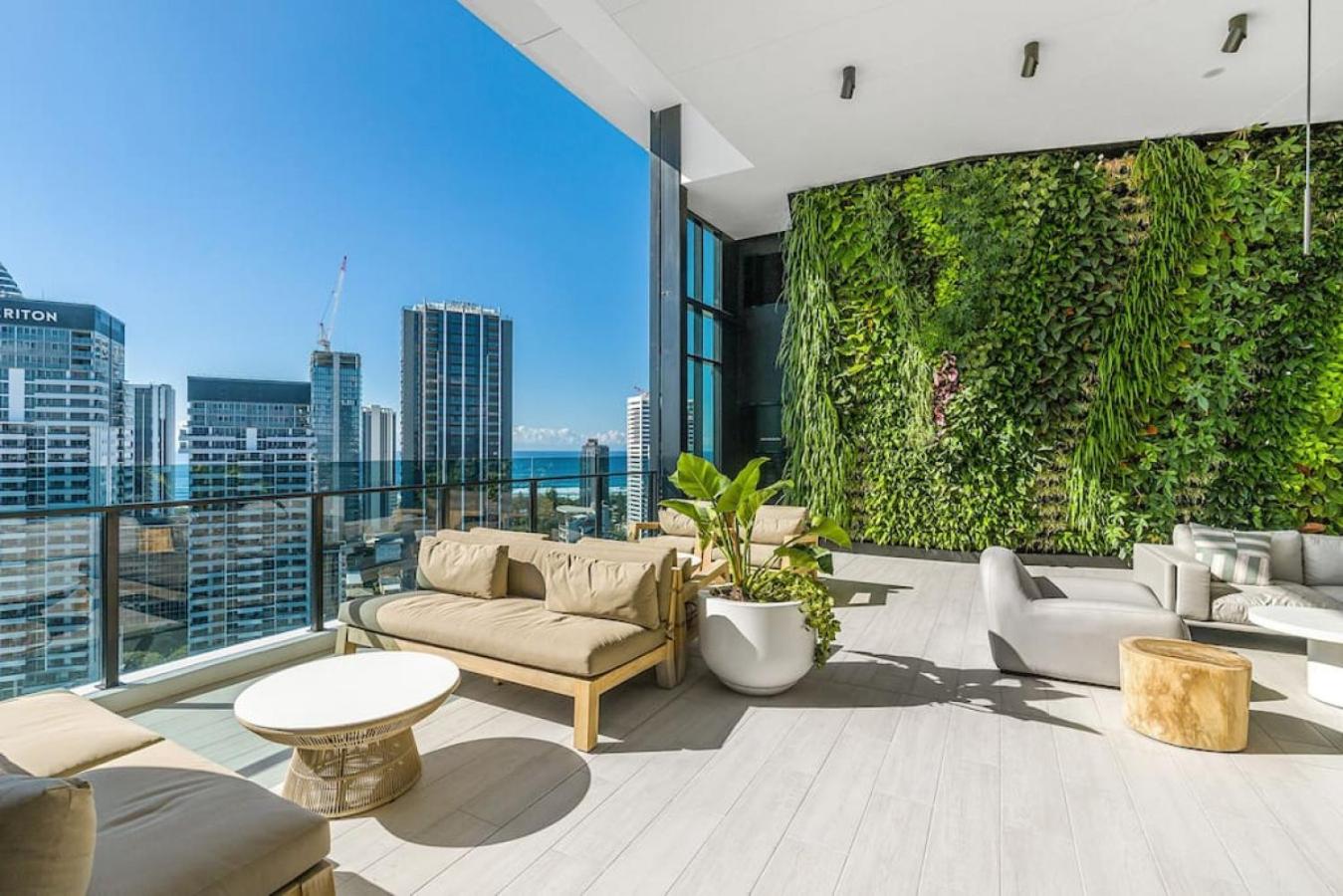The Darling of Broadbeach - with spectacular views