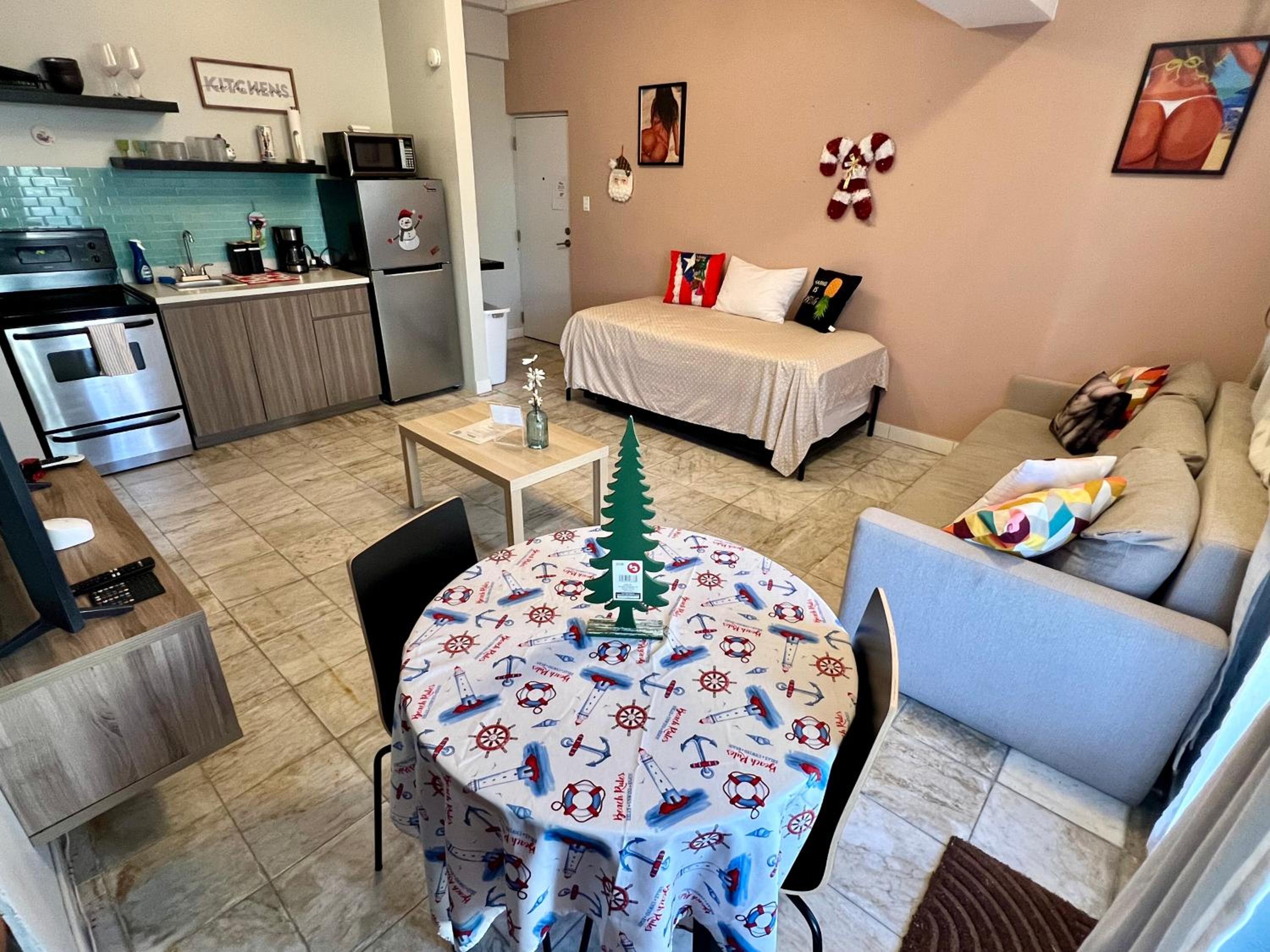 Apartment at heart of Condado with front view terrace view 4