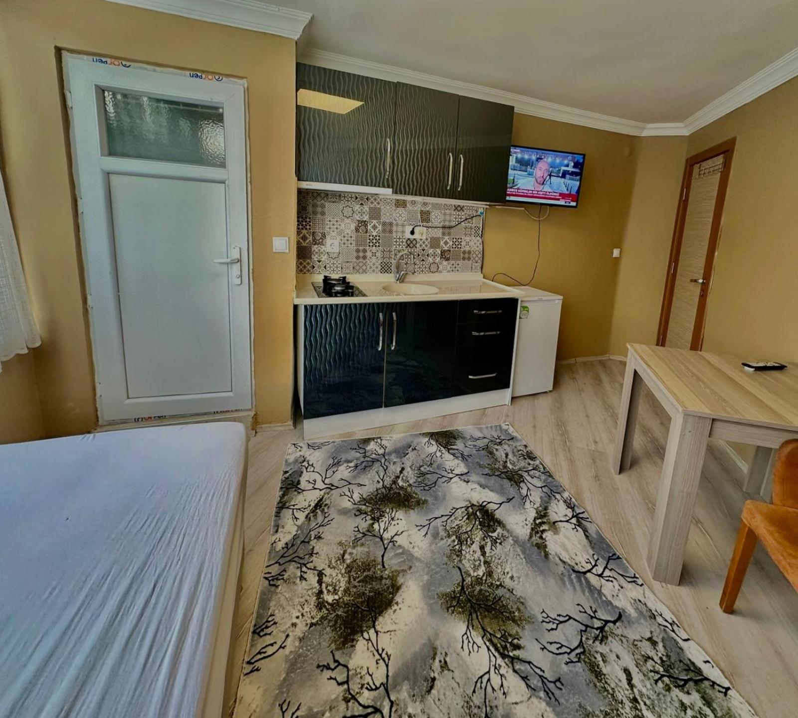 Quite Suite& Hotel