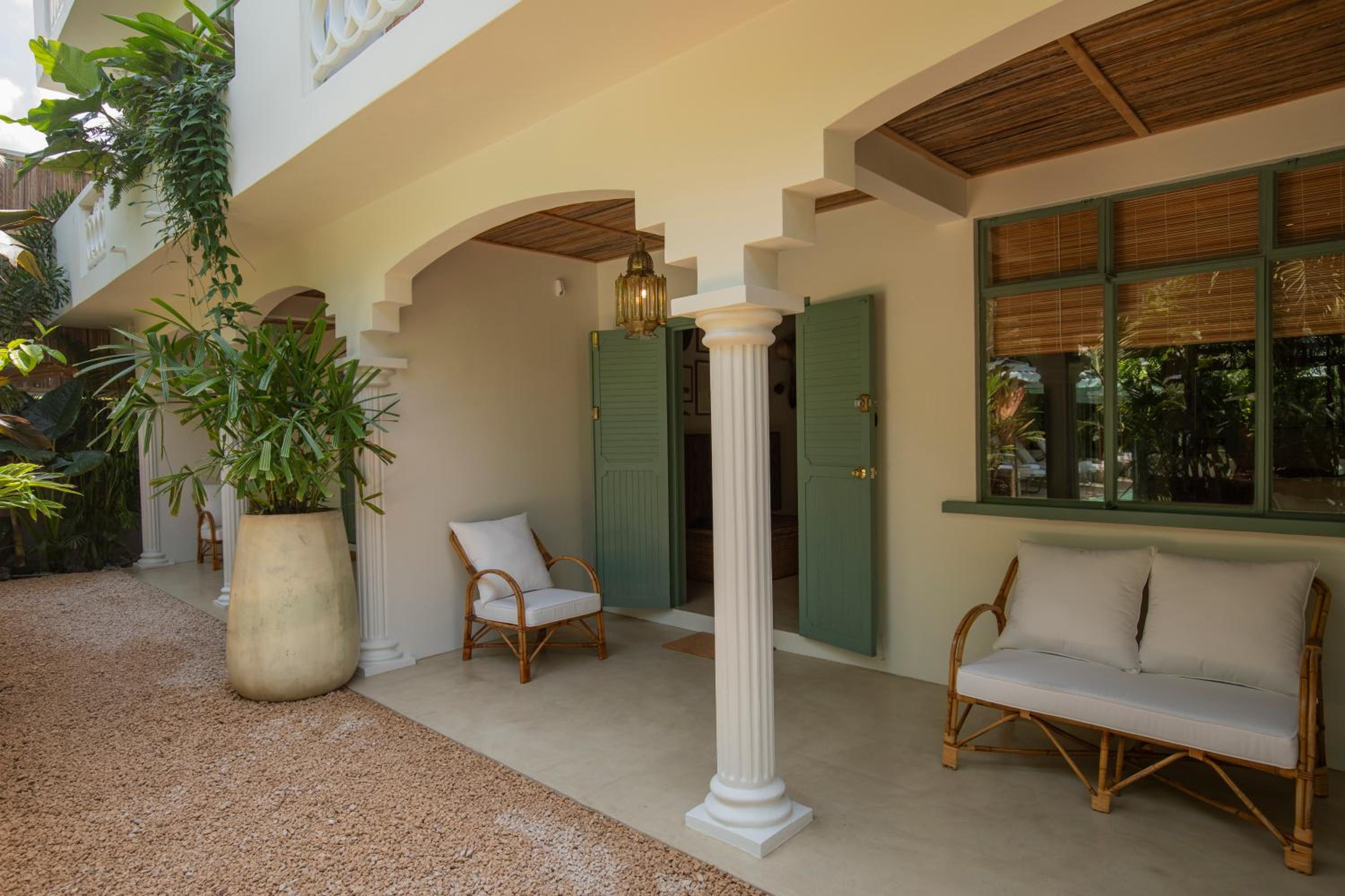 Maison Tropical