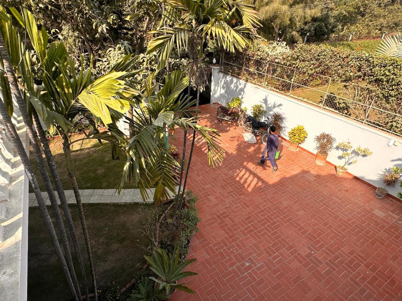 Circle Lodge House