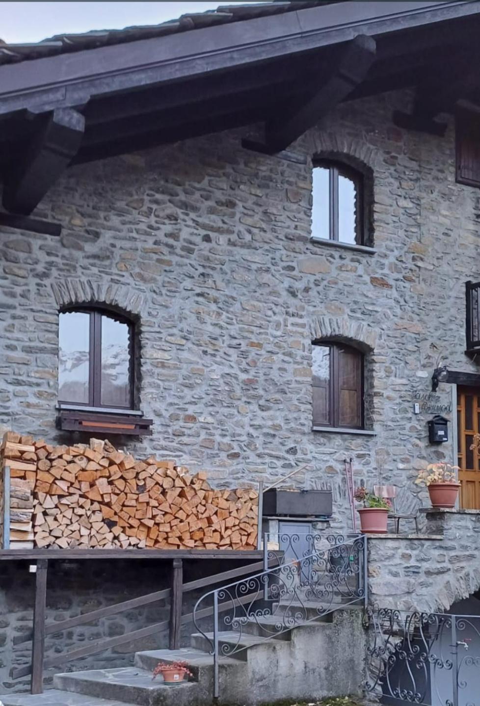 Lo Tatà - Maisons de Charme Valle d'Aosta - Caratteristico Appartamento a 2 passi da Courmayeur