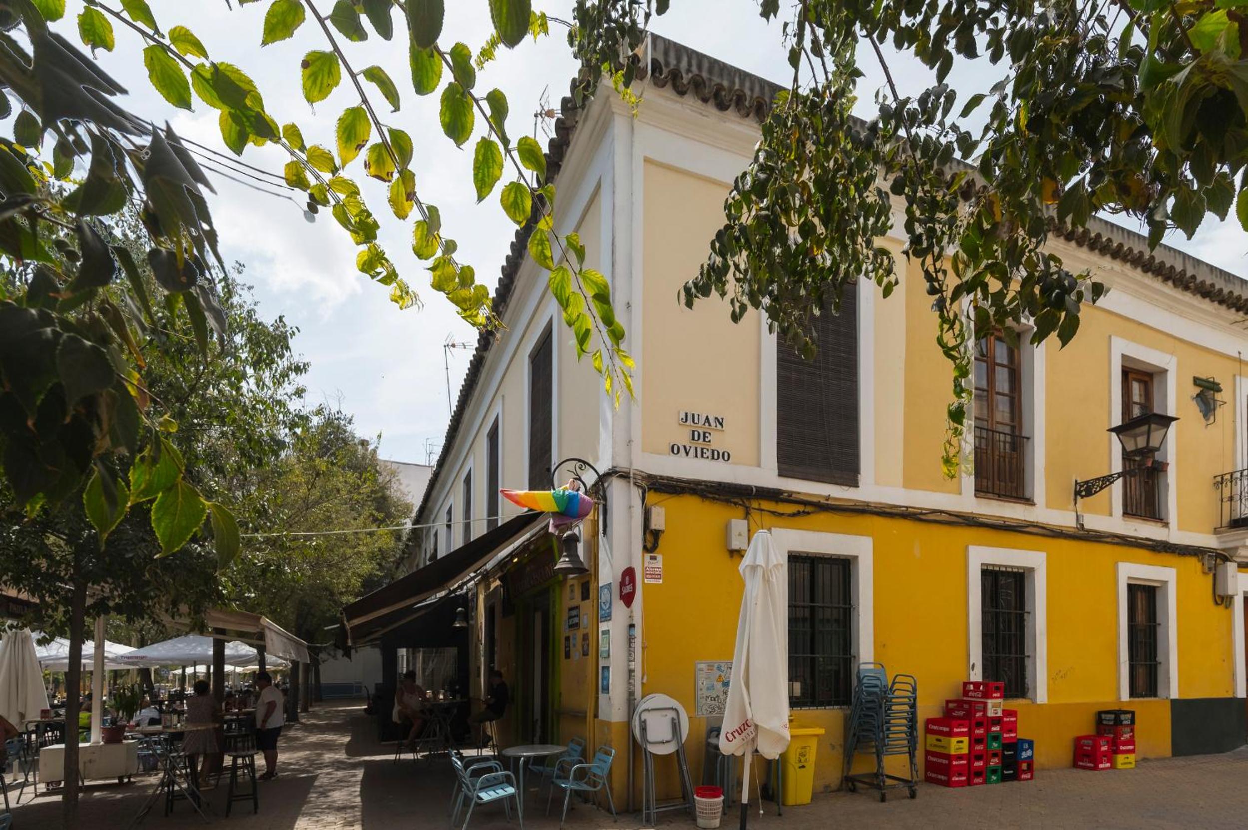 Corral del Esquivel Apartment