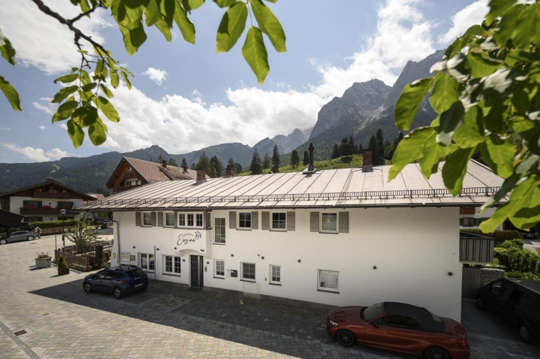 Enzian Apartments