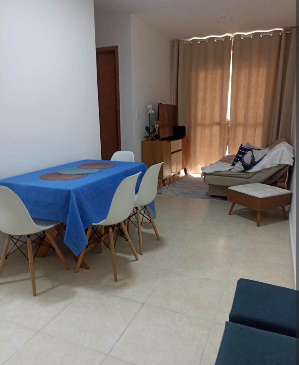 AP da Karine, 2 quartos, ótima localização na praia da Guilhermina