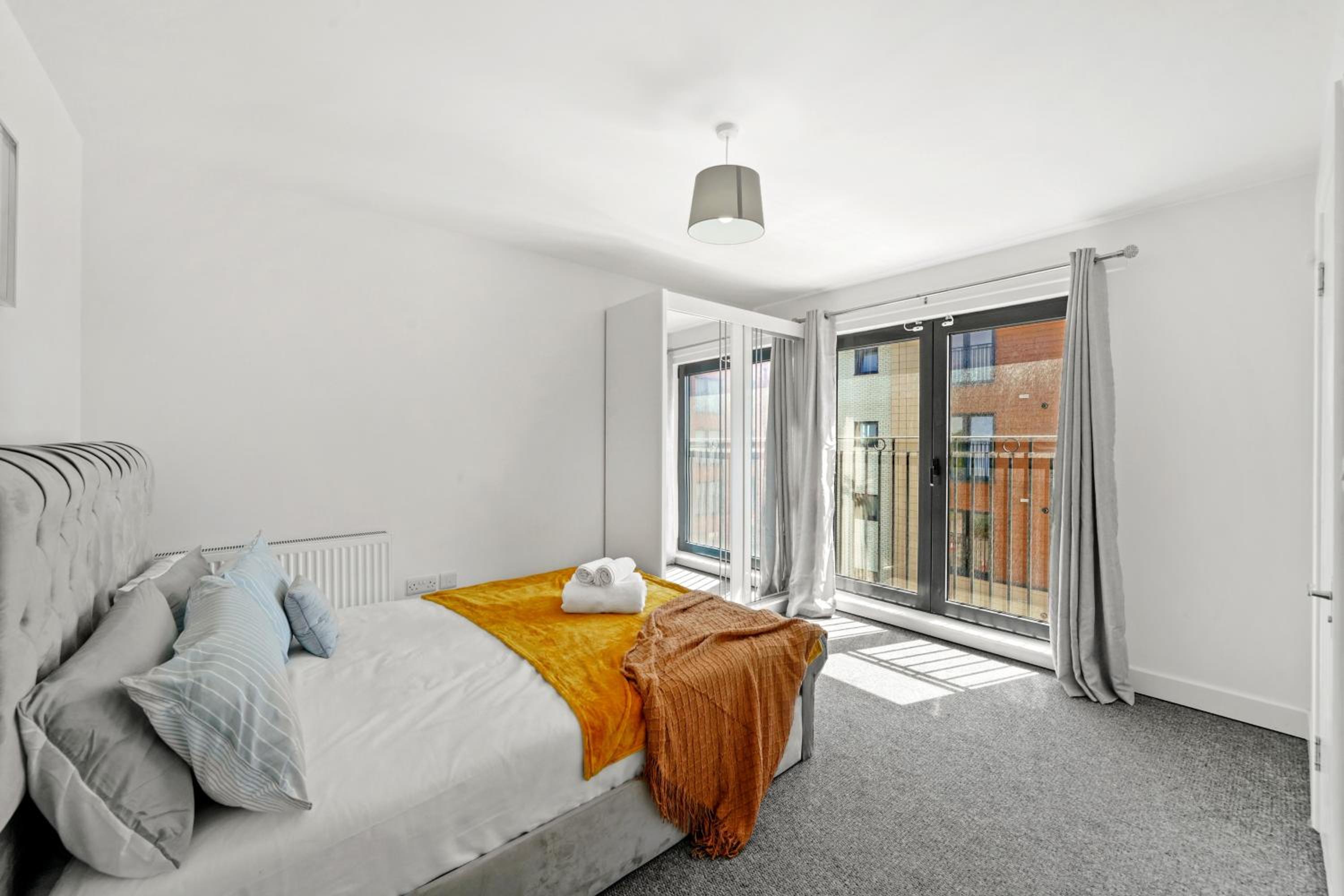 One and Two Bed Apartments Slough near Heathrow