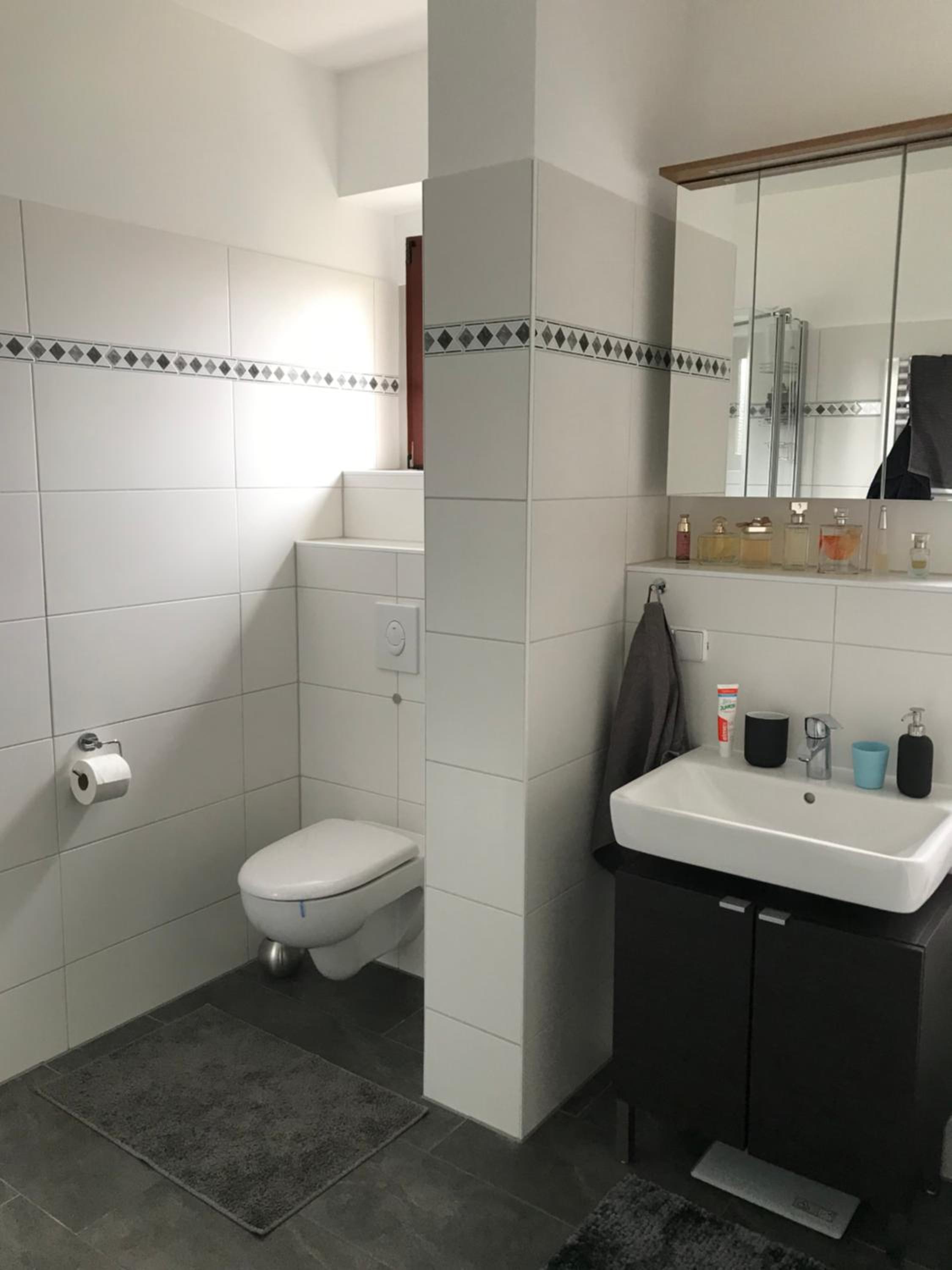 Room in a fully furnished modern apartment