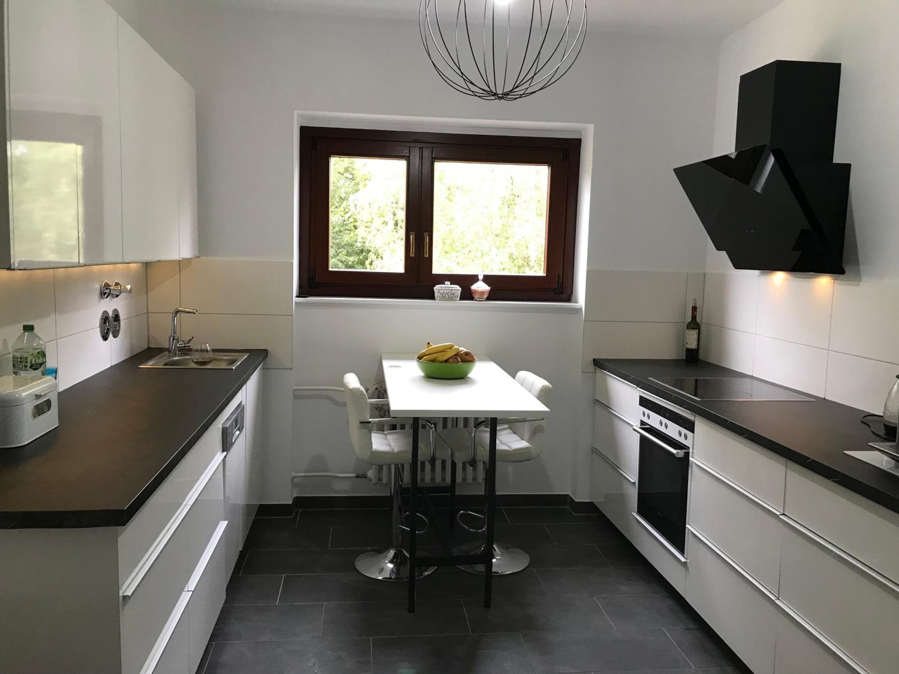 Room in a fully furnished modern apartment