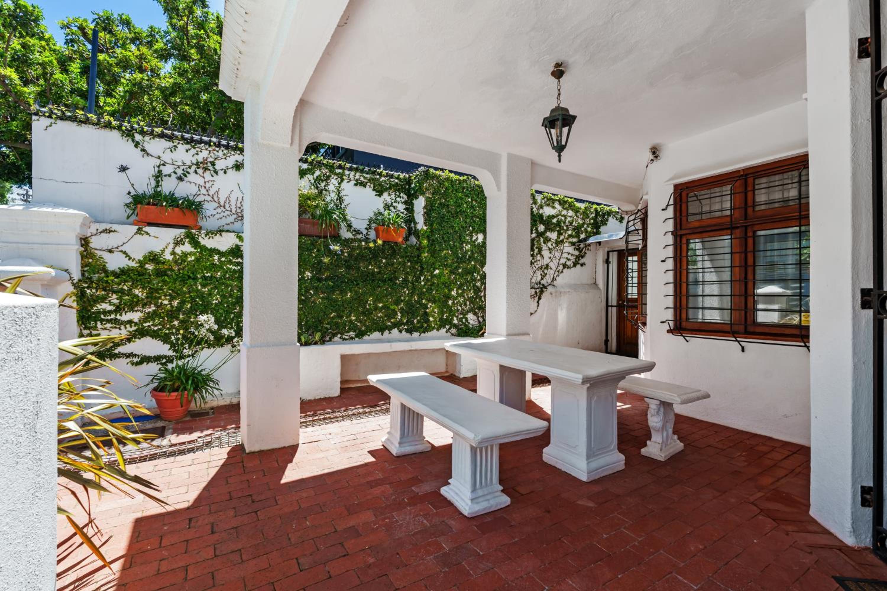 Belmont Guest House