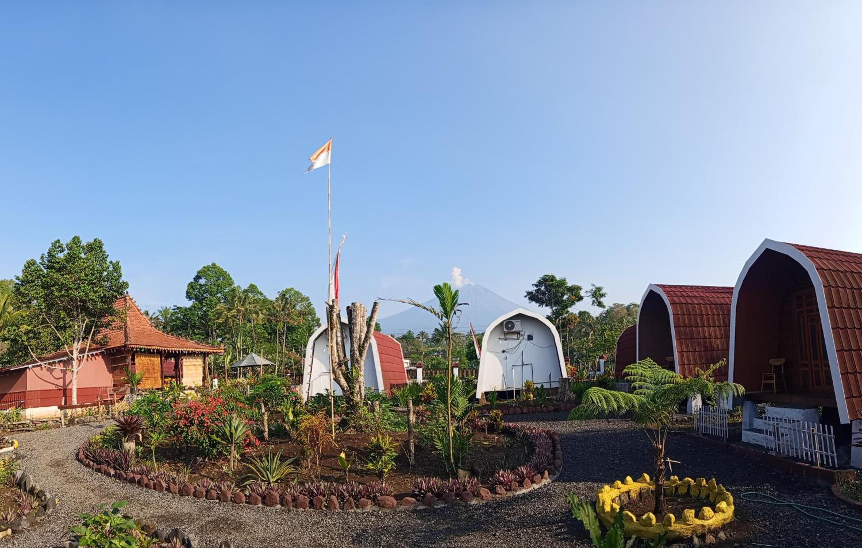 Indah Damai Cottages