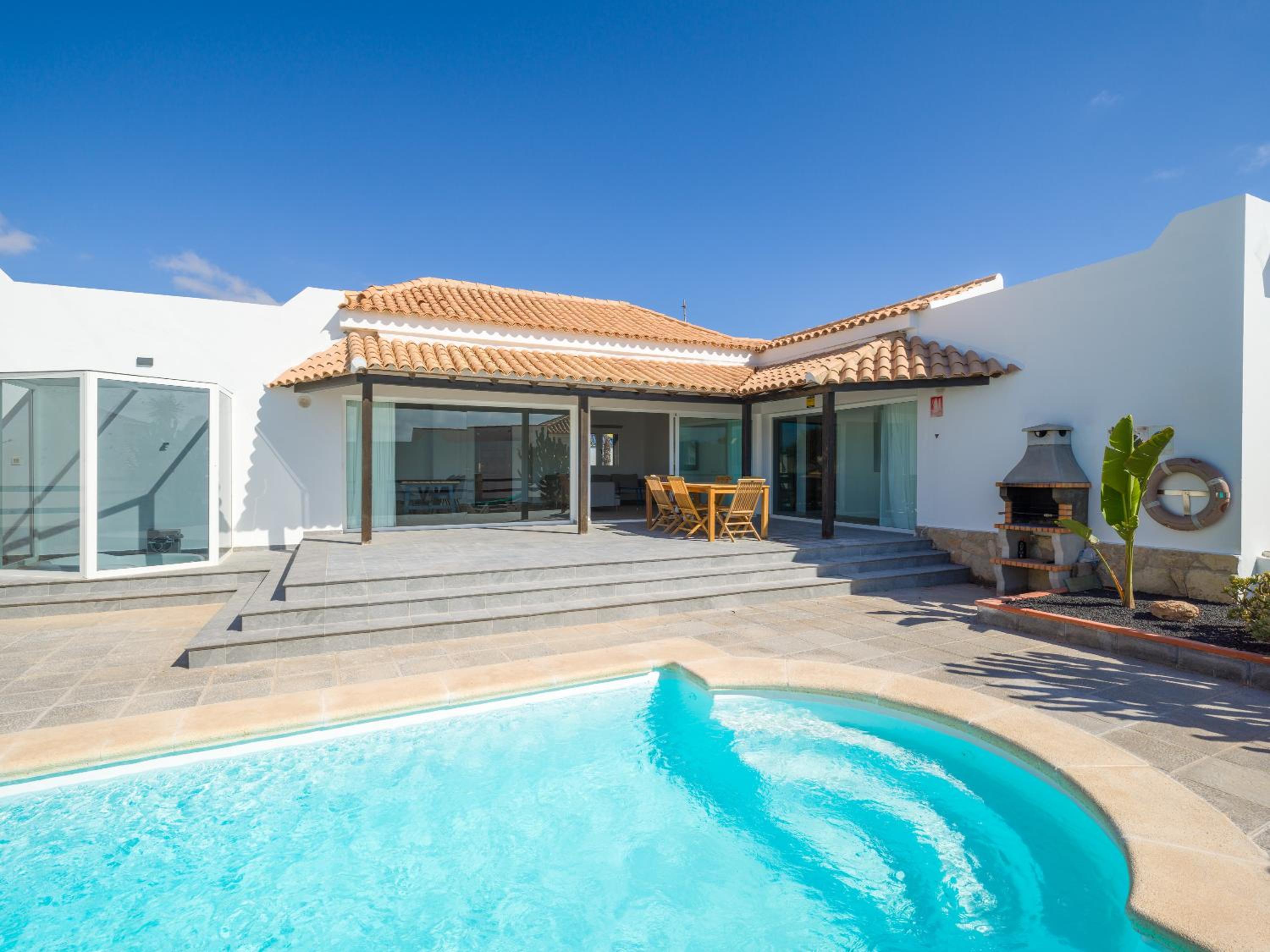 VILLA LOBOS with private pool and BBQ view 4