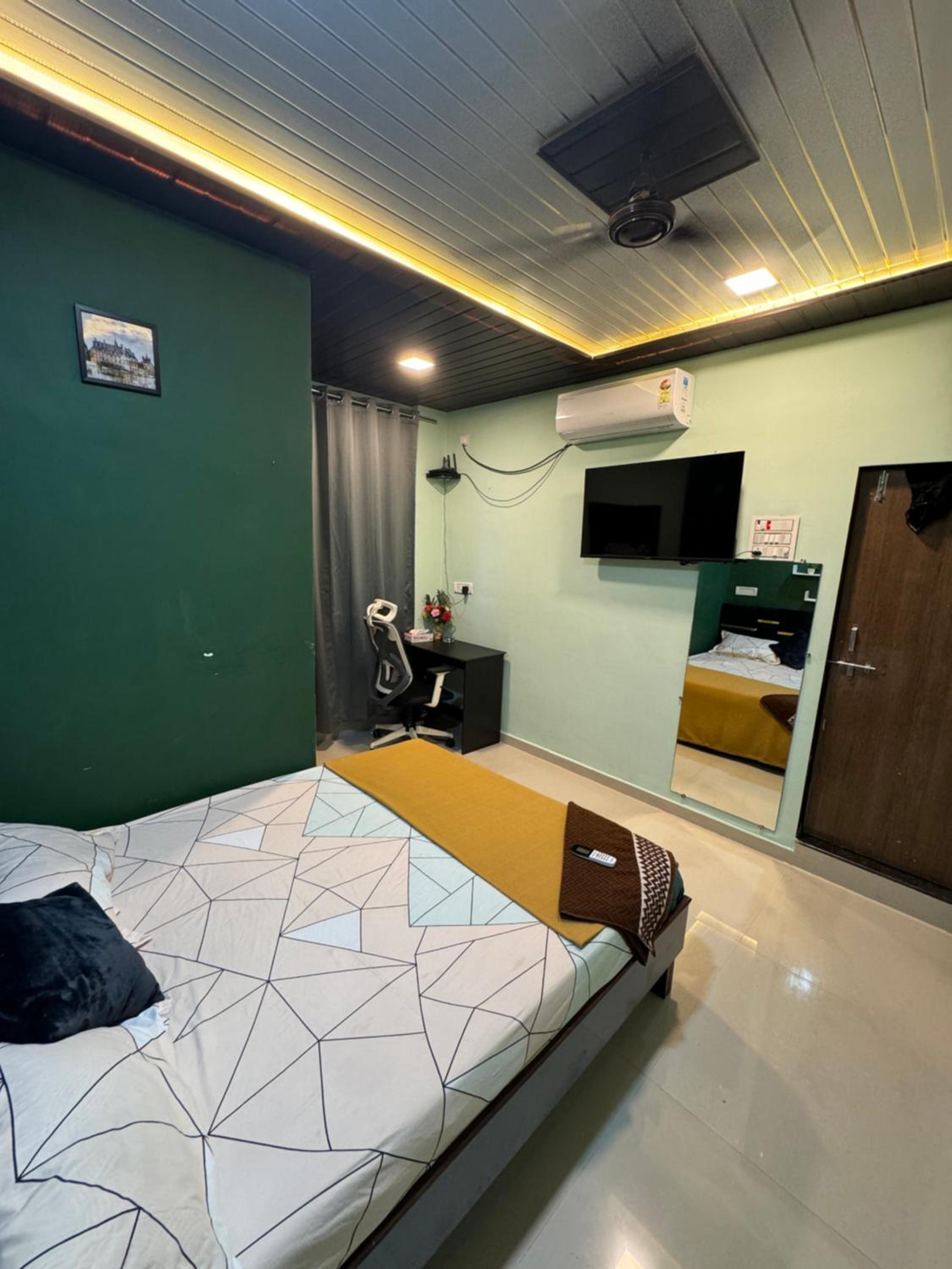 soge holiday lodging