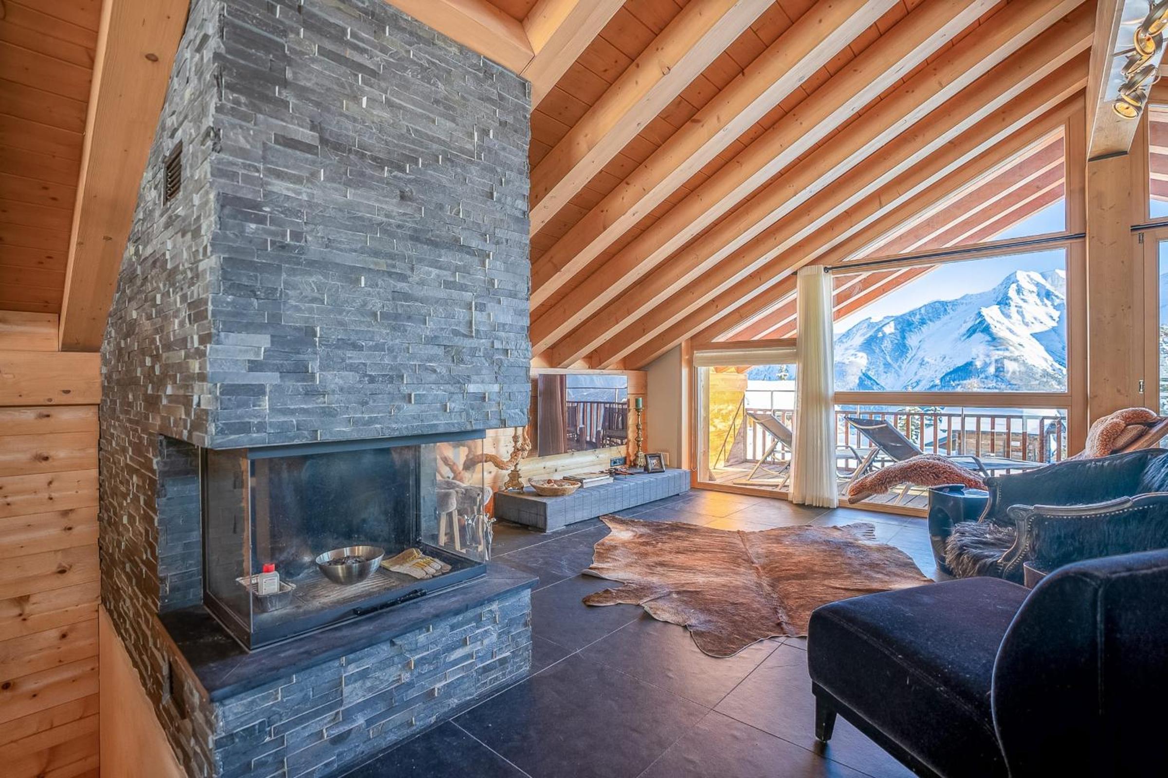 Caspar Penthouse