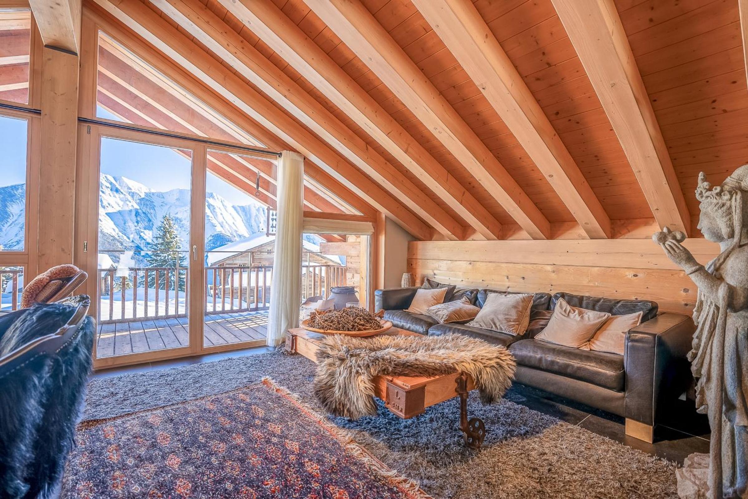 Caspar Penthouse
