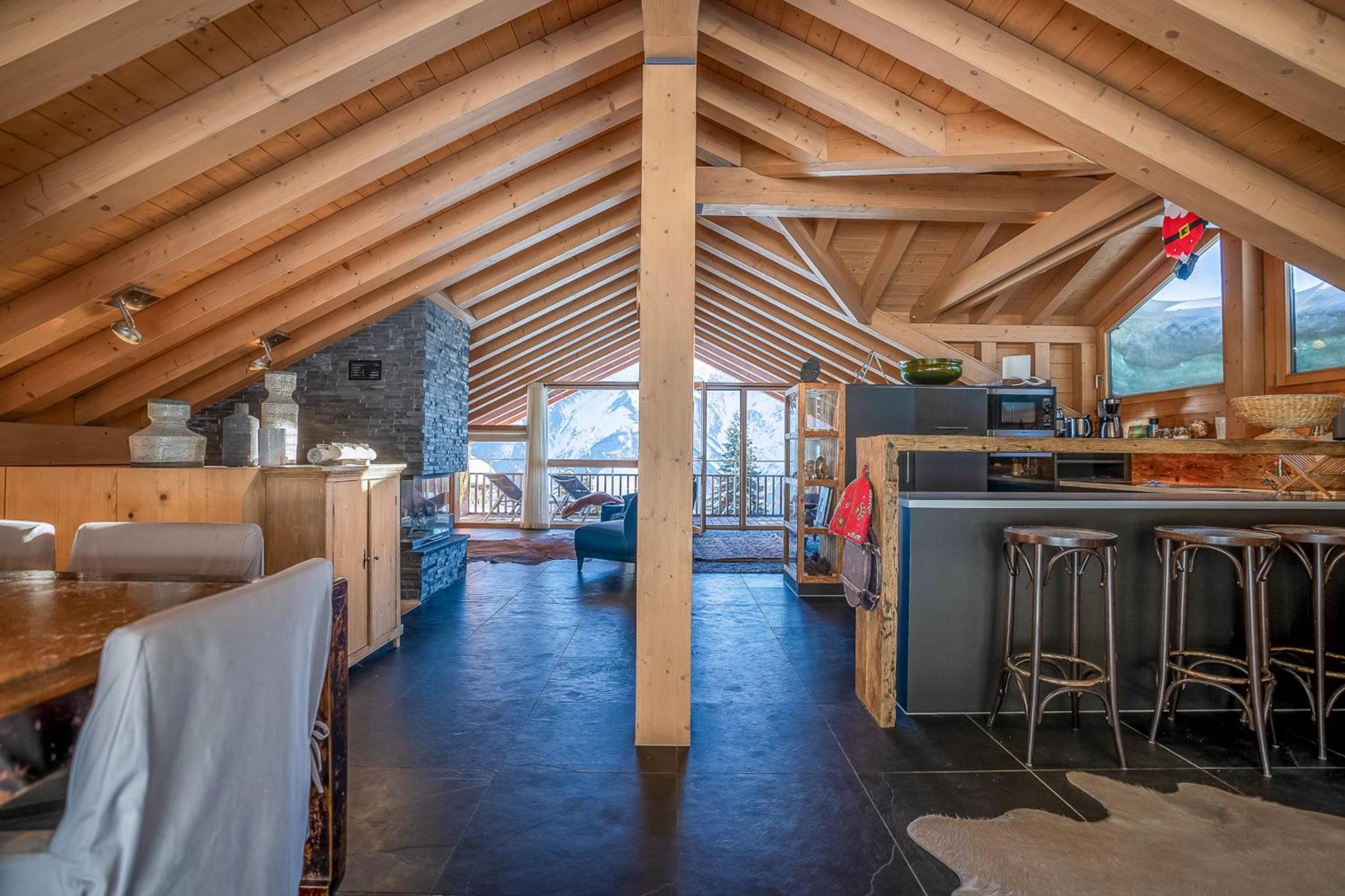 Caspar Penthouse