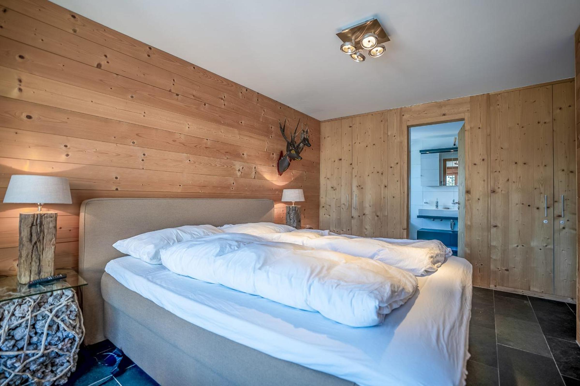 Caspar Penthouse