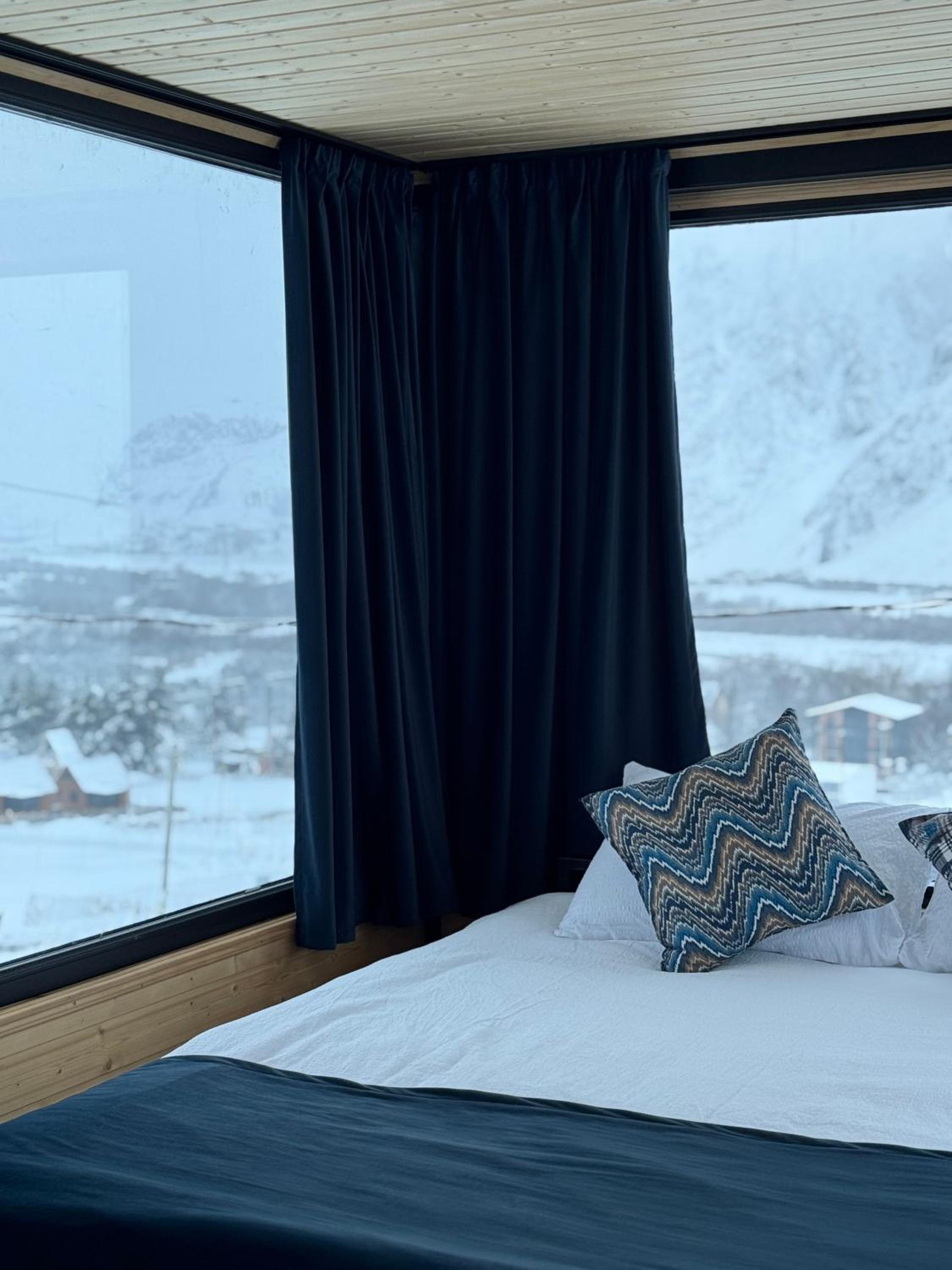 Kazbegi Inn Cottages