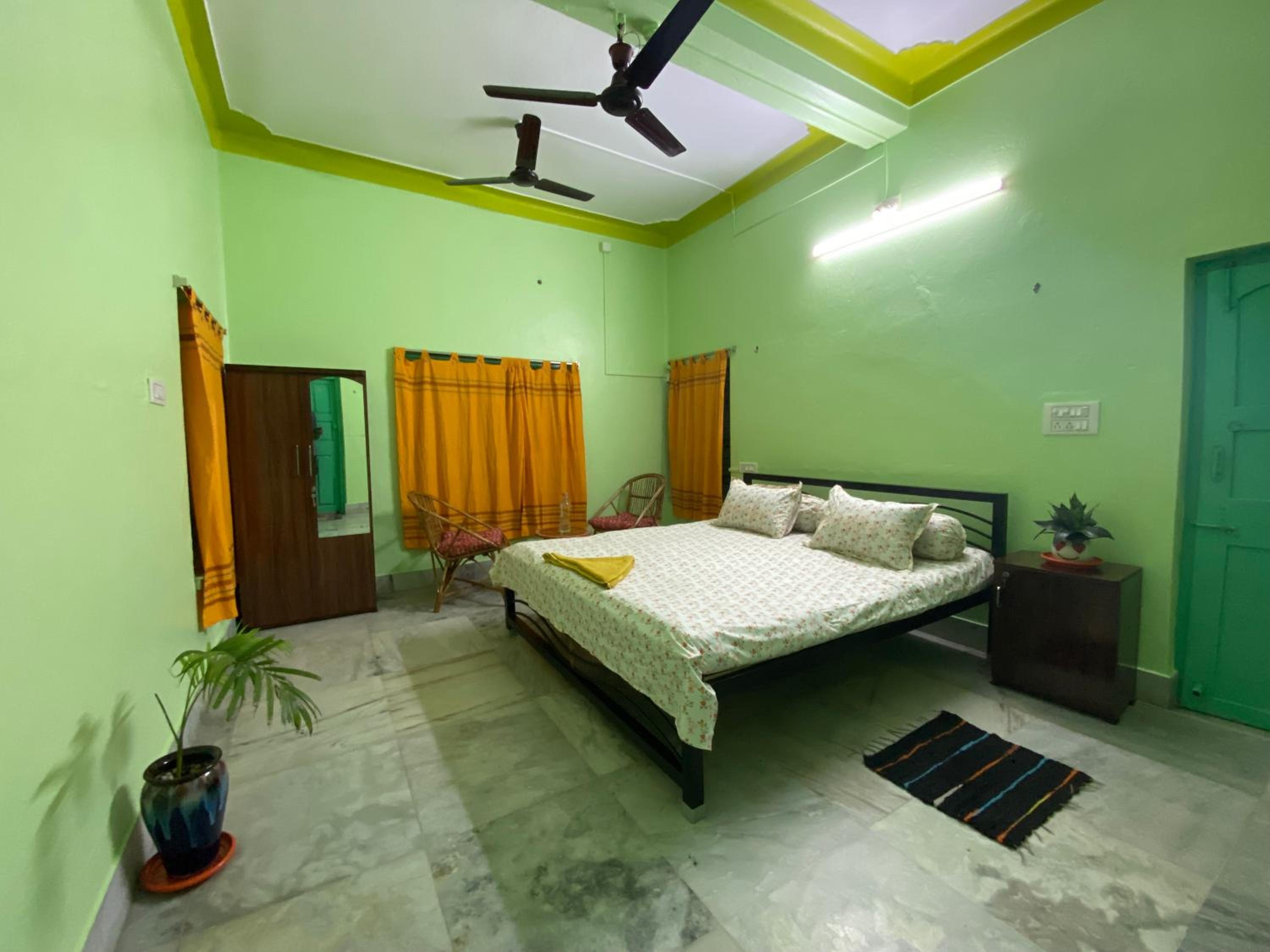 Kraunchawdip Homestay