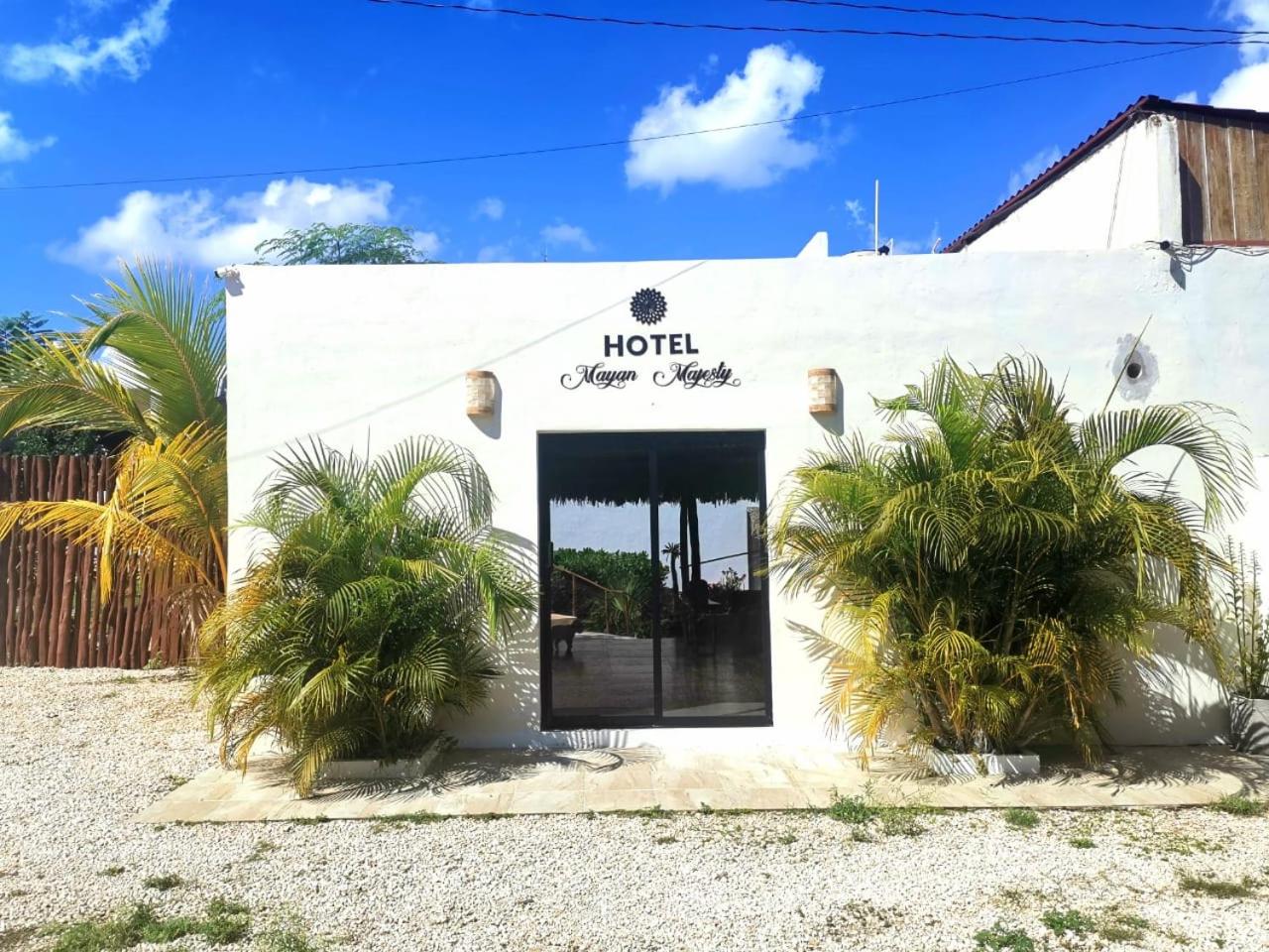 Hotel Mayan Majesty Boutique Hotel - Image 1