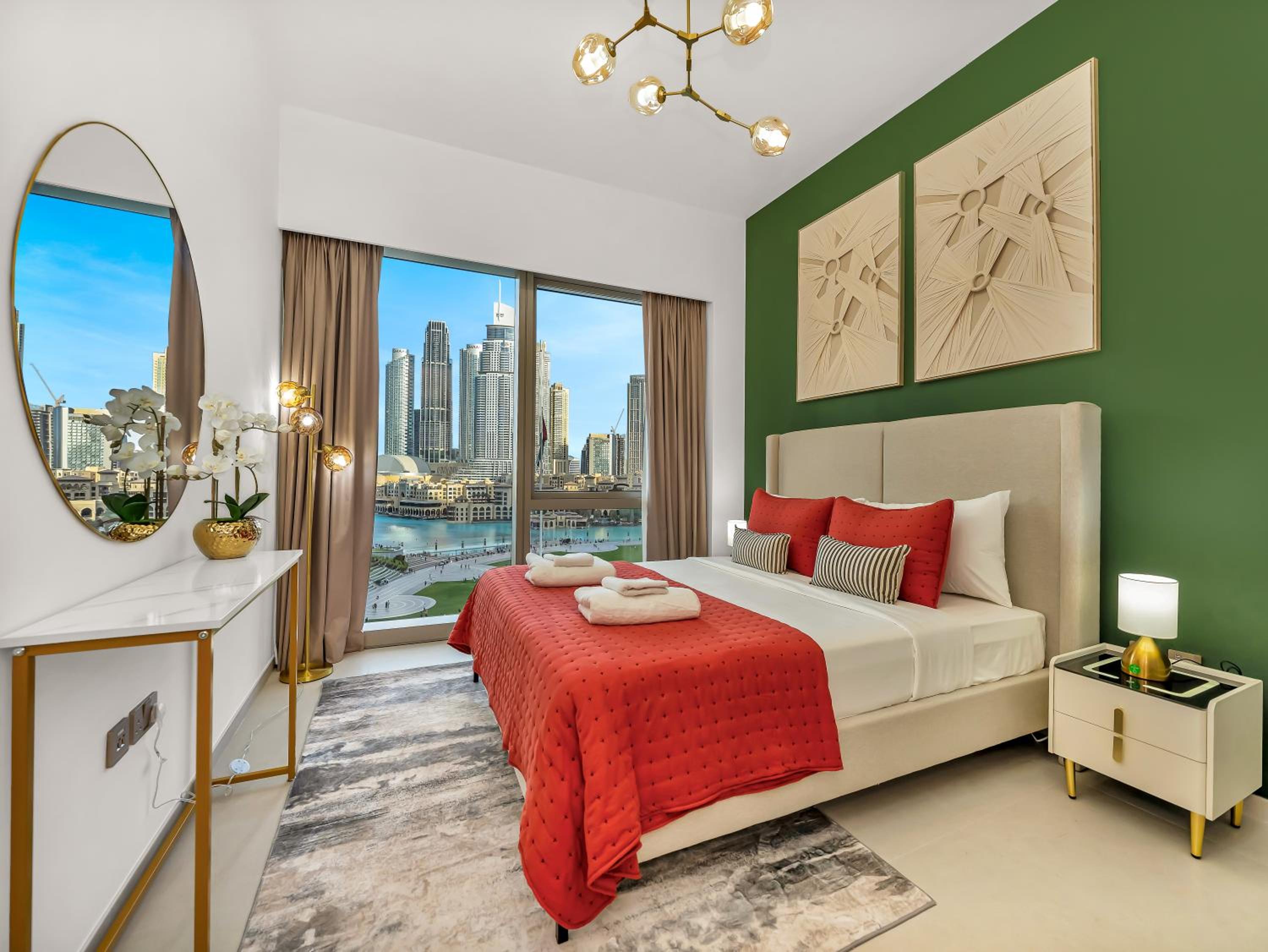Luxury Two Bedroom Apartment with Balcony, Full Burj Khalifa & Fountain Views by Delujo Stays