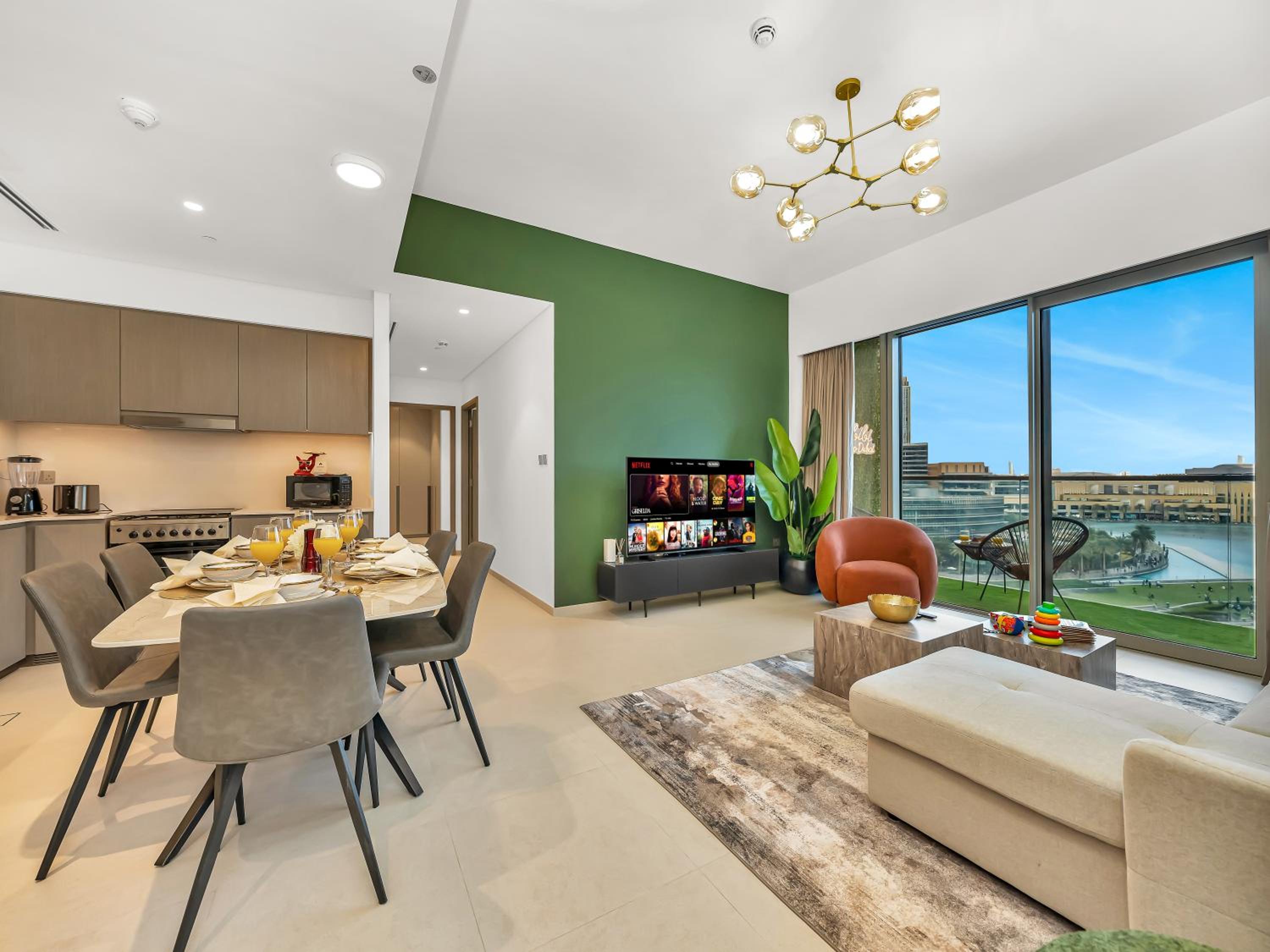 Luxury Two Bedroom Apartment with Balcony, Full Burj Khalifa & Fountain Views by Delujo Stays
