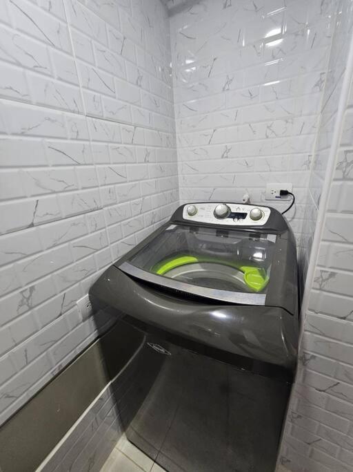 Acogedor Apto con Balcón 2 Hab y 2 Baño