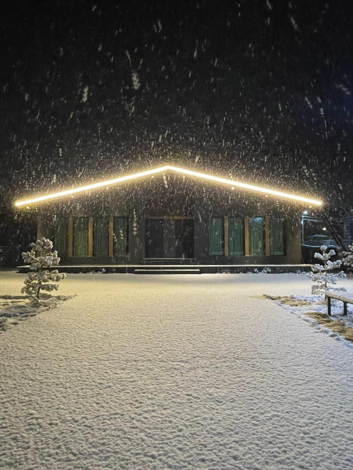 TwinSide Chalet Bakuriani