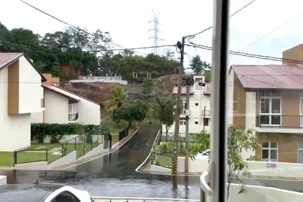 Rose Villa - Waterfall Residencies view 4