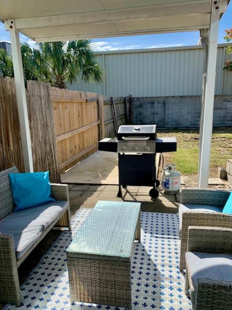 Adorable Beach Bungalow , Just Steps Away! view 3