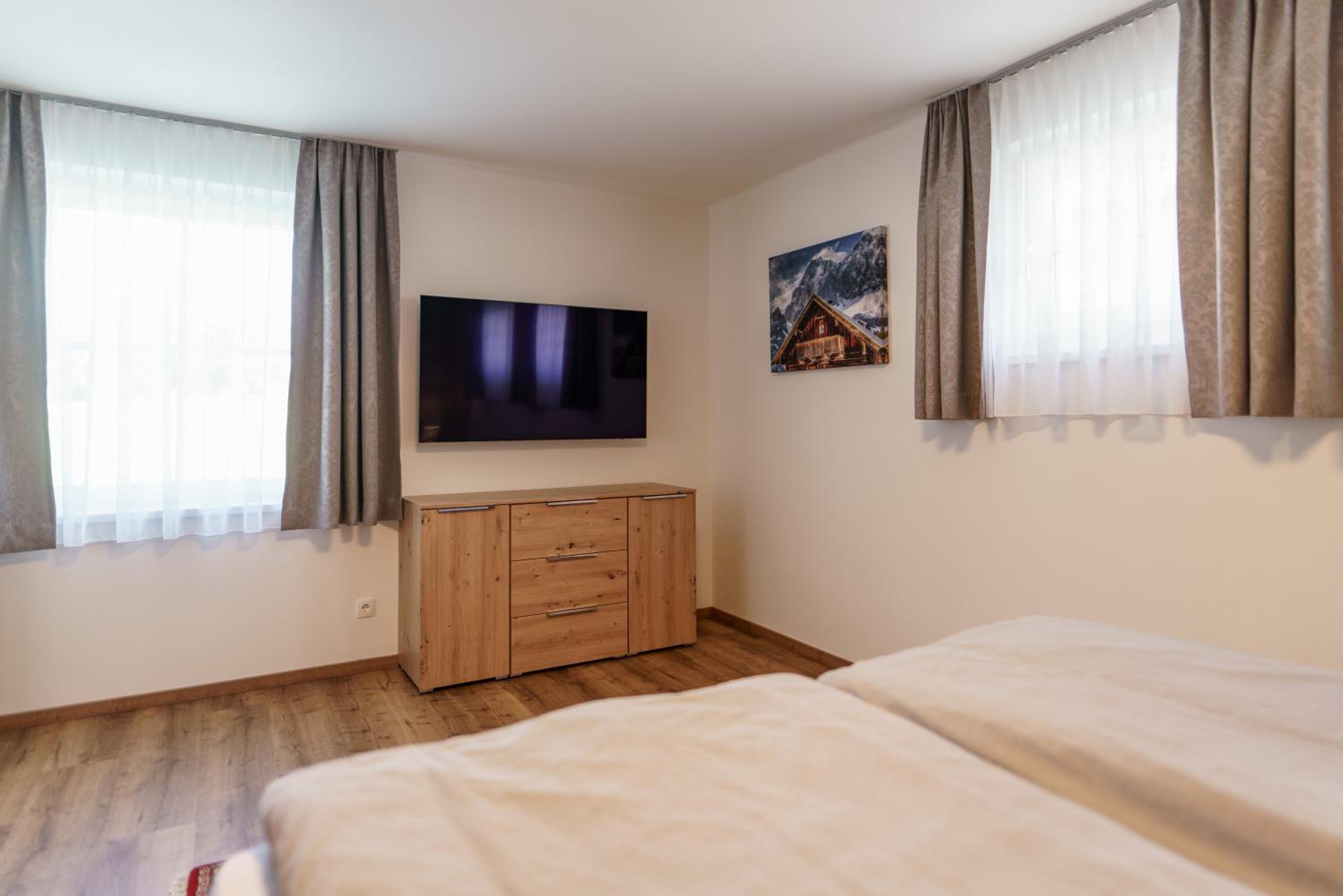 Neues Luxus APARTMENT DACHSTEIN - Ramsau am Dachstein - direkt an der Loipe