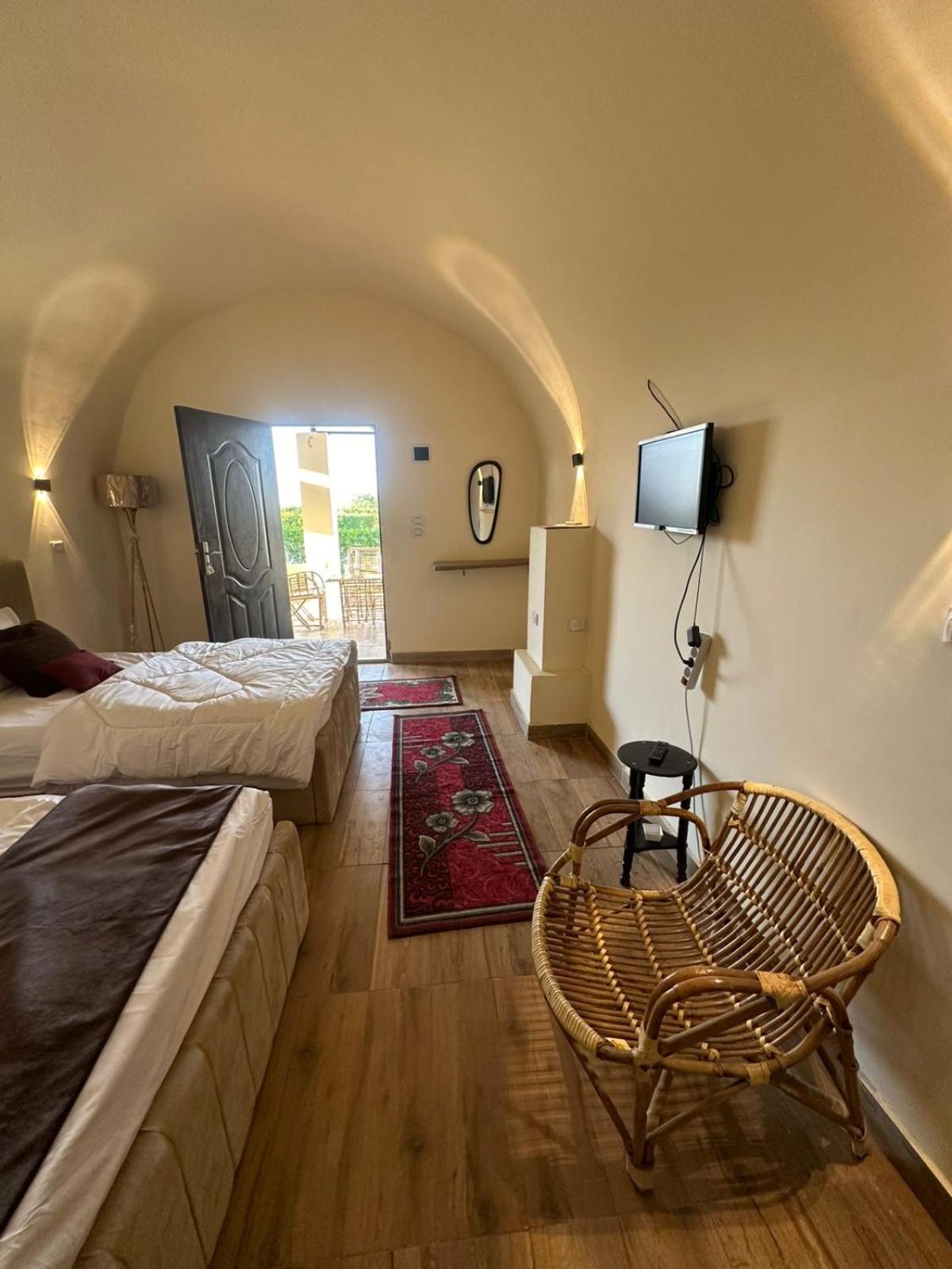 Pyramids Lodge Hotel