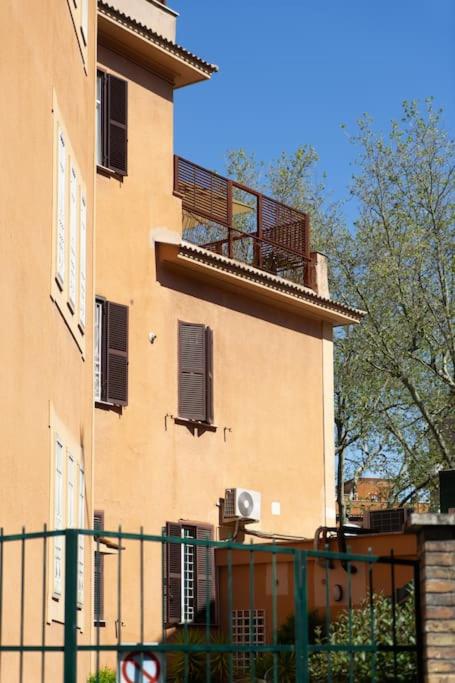 Corradi 4 Apartment with Terrace