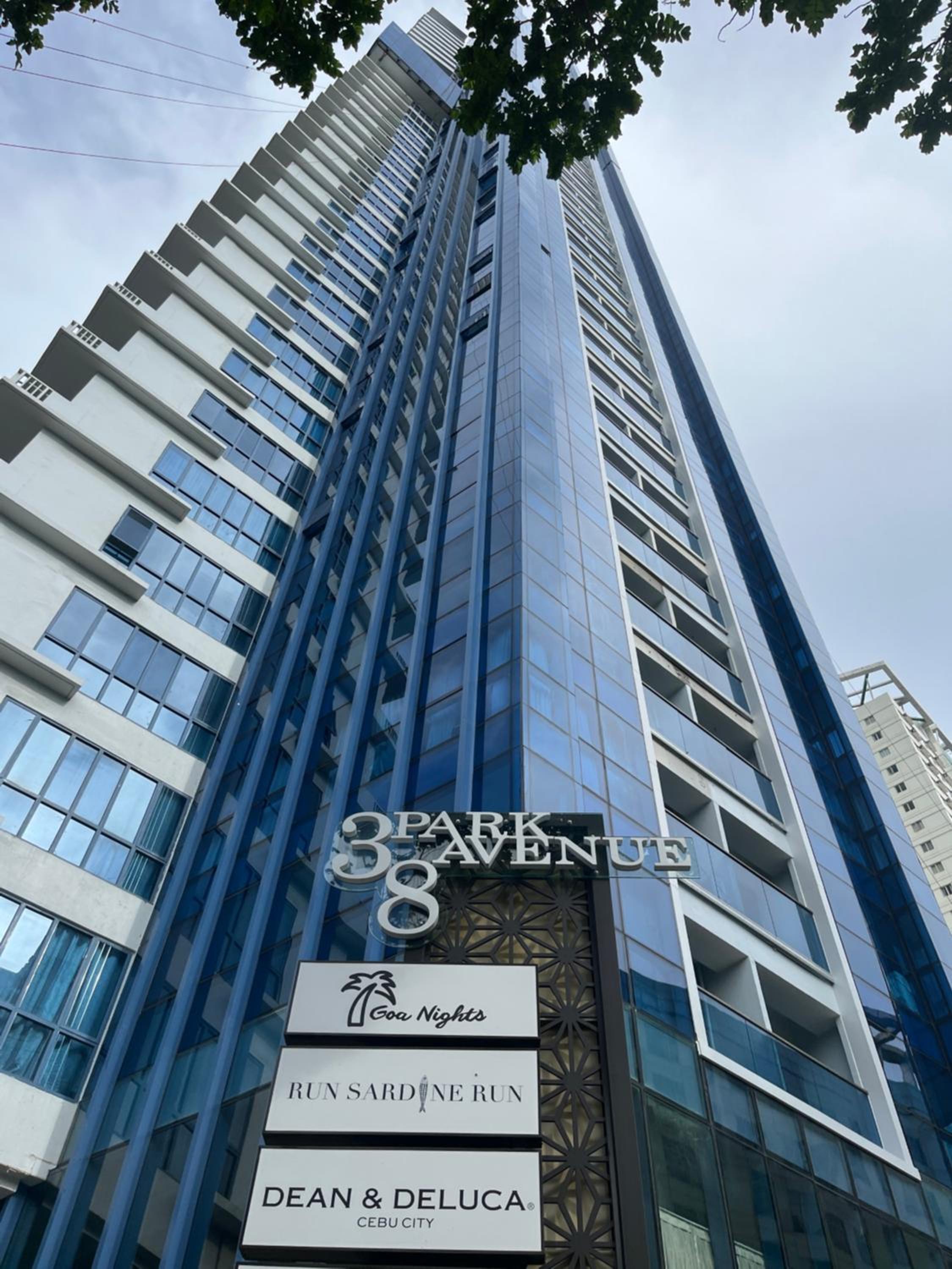 Luxury 2-BR, 2 Baths Condo at 38 Park Ave with Panoramic View
