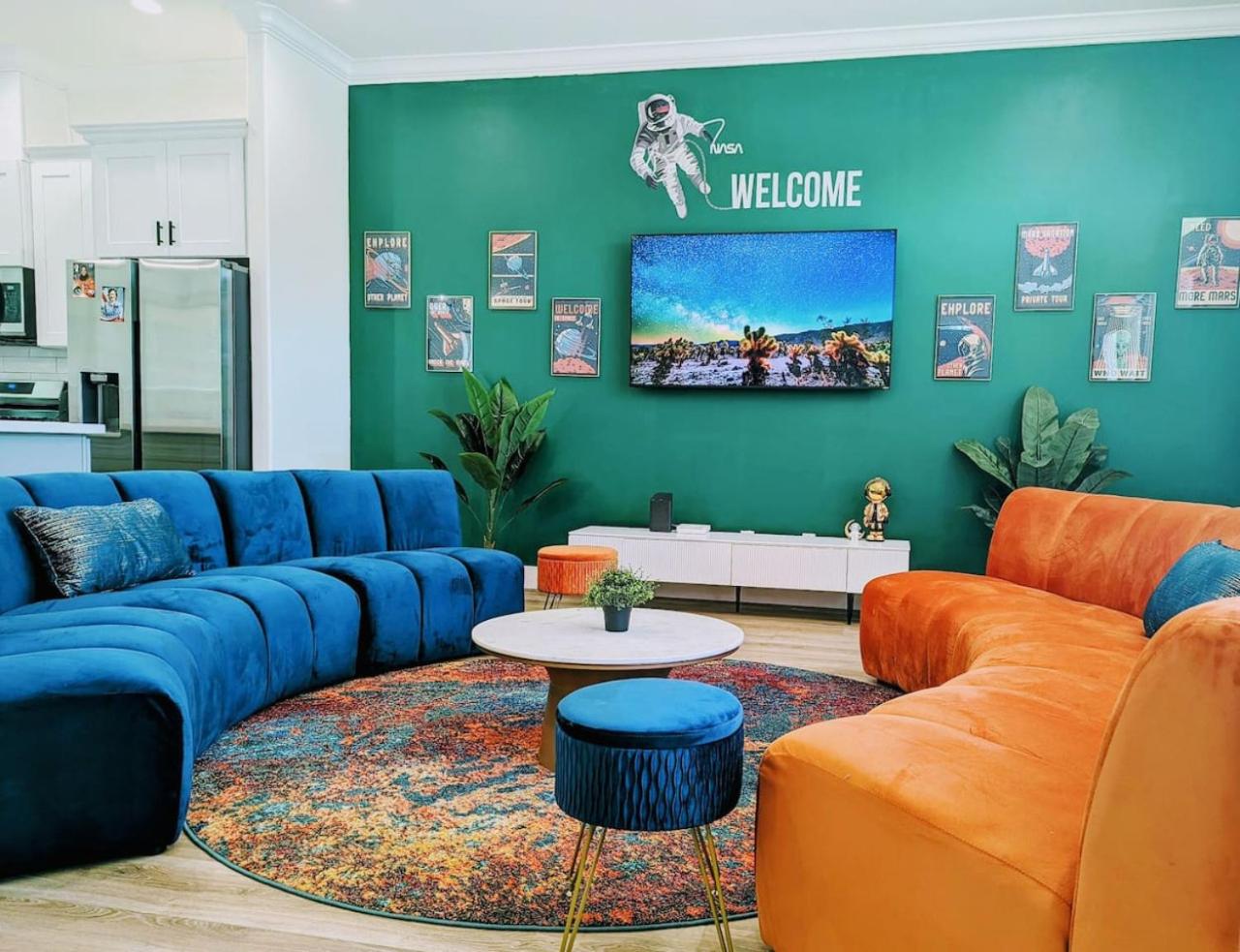 lounge