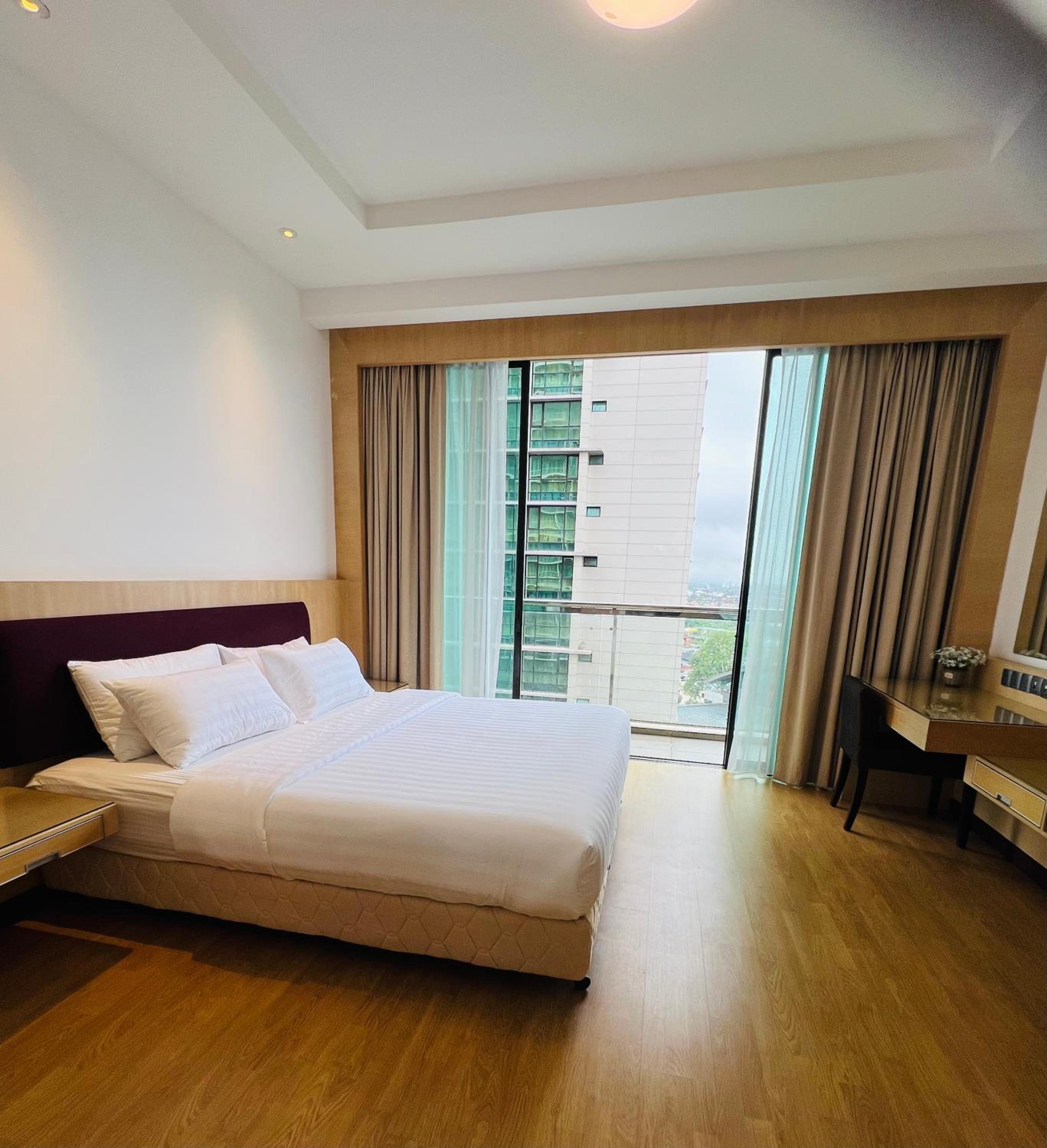 Imperial Grand Suite Apartment At Boulevard Kuching photo 7
