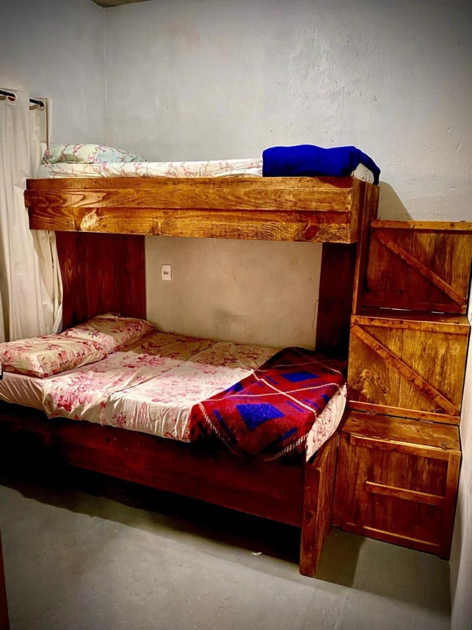 Hostel Paraíso Embaú