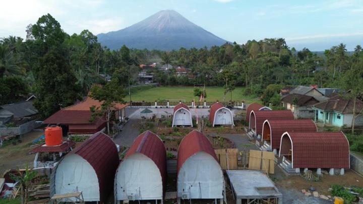 Indah Damai Cottages