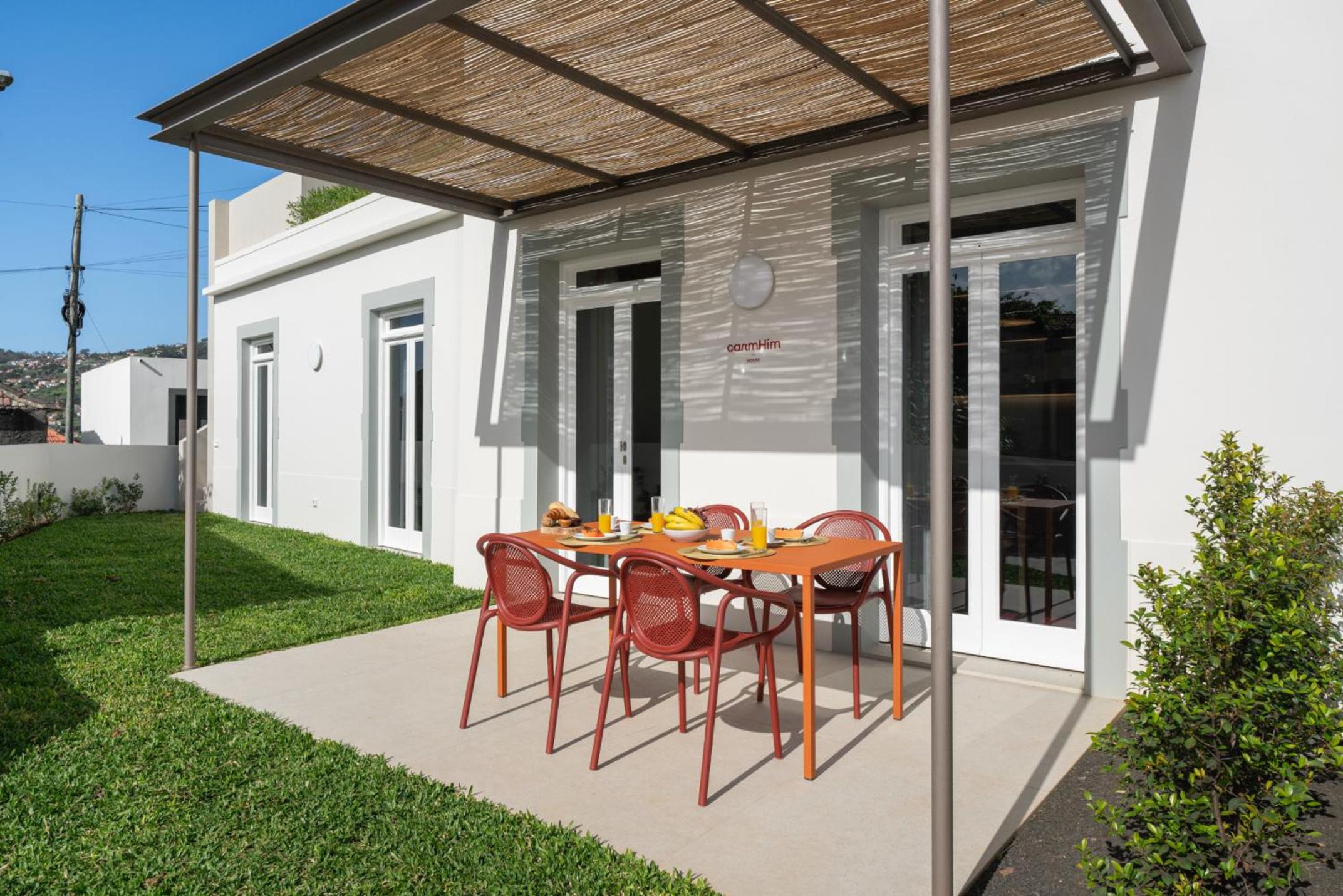 Beautiful villa with rooftop pool CarmHim view 5